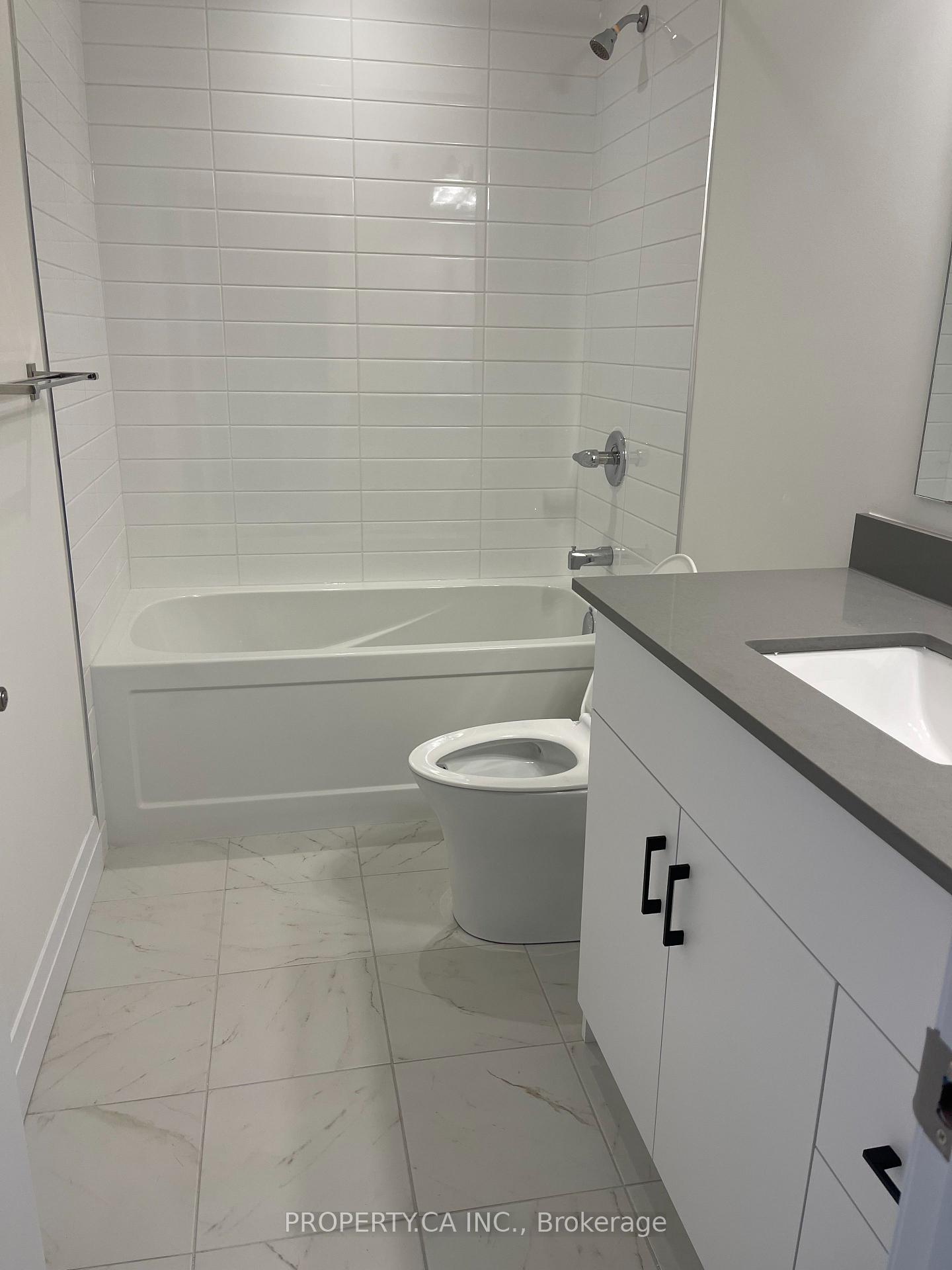 Photo 13 of 30 Lily Lane, Guelph, Clairfields/Hanlon Business Park — HOMEH