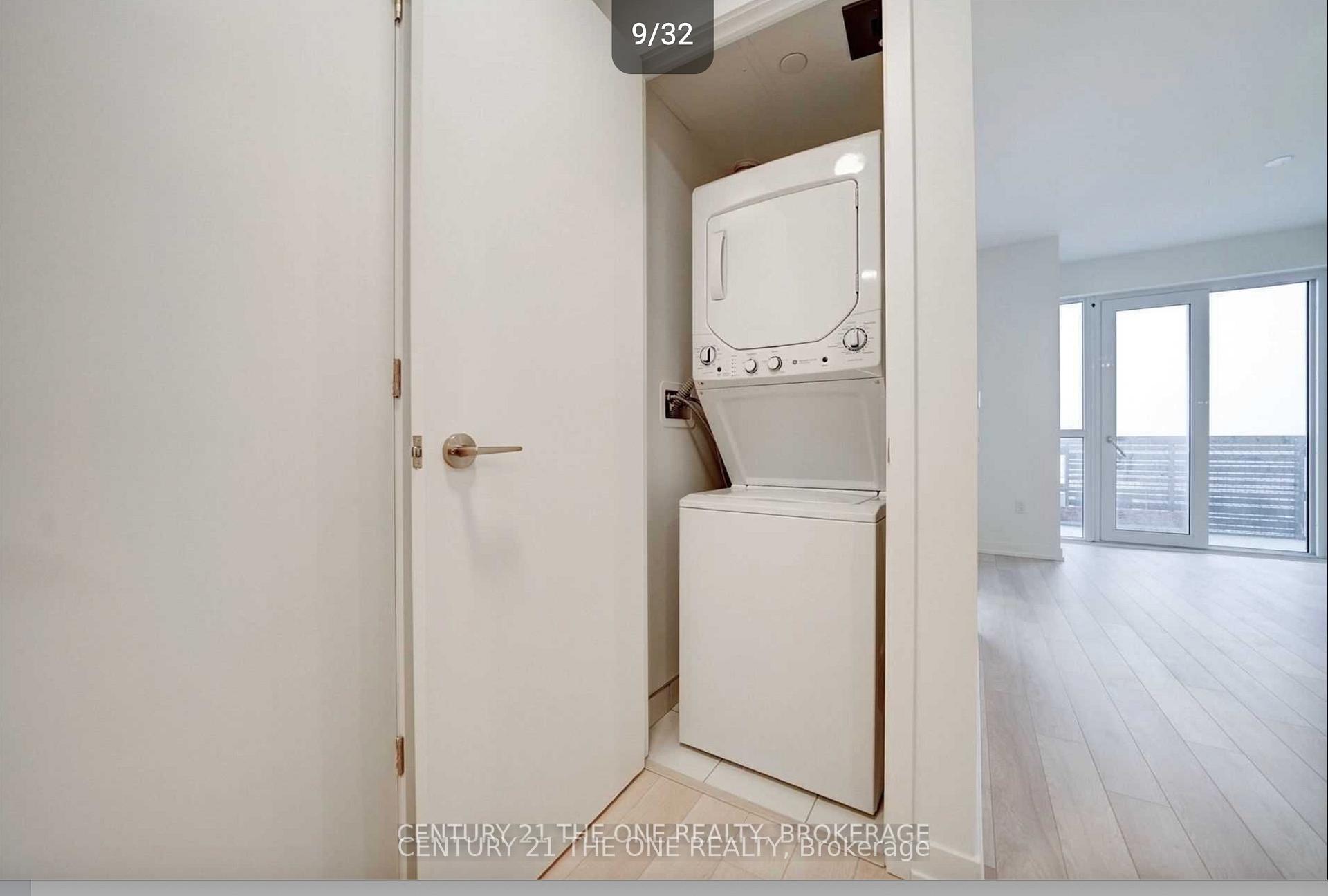 Photo 8 of Unit 4110, 39 Roehampton Avenue, Toronto, Mount Pleasant West — HOMEH