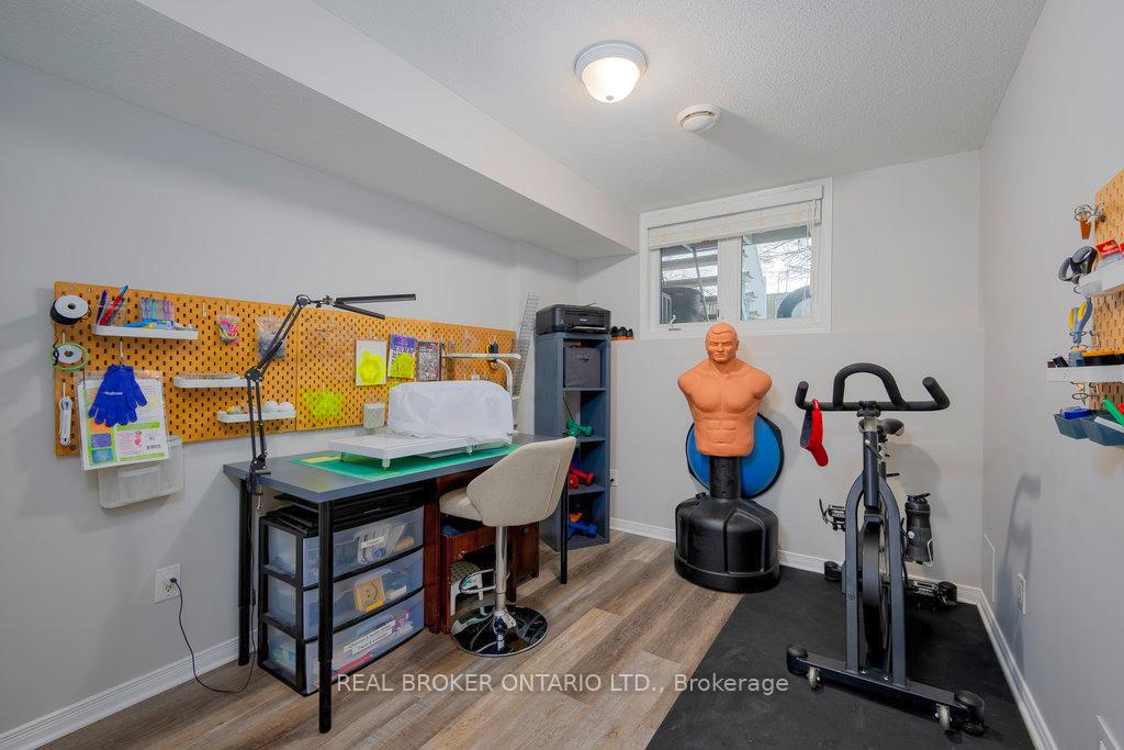 Photo 29 of 392 Galston, Ottawa, Mer Bleue/Bradley Estates/Anderson Park — HOMEH