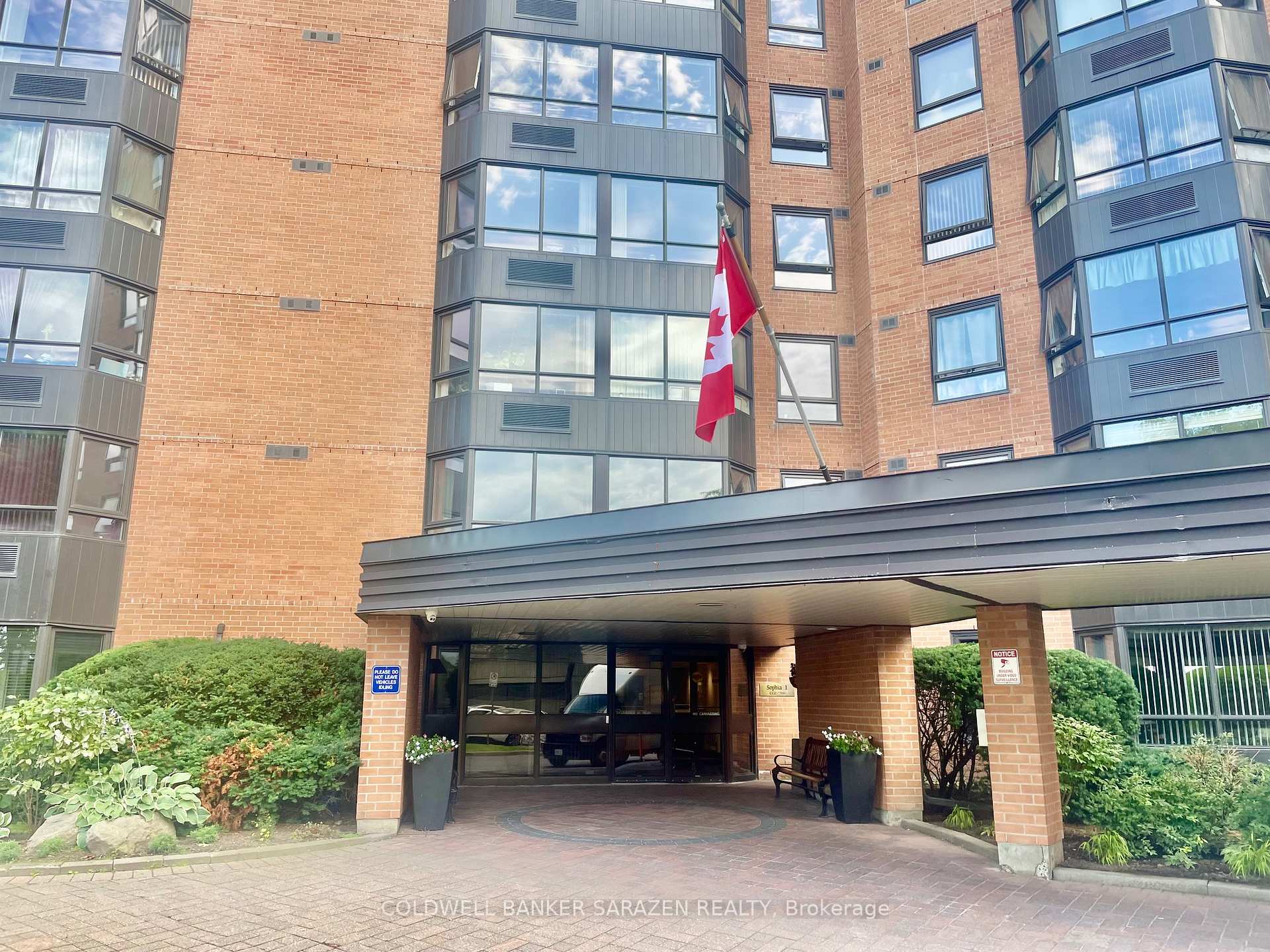 Photo 3 of Unit 1215, 80 Sandcastle Drive, Ottawa, Leslie Park — HOMEH