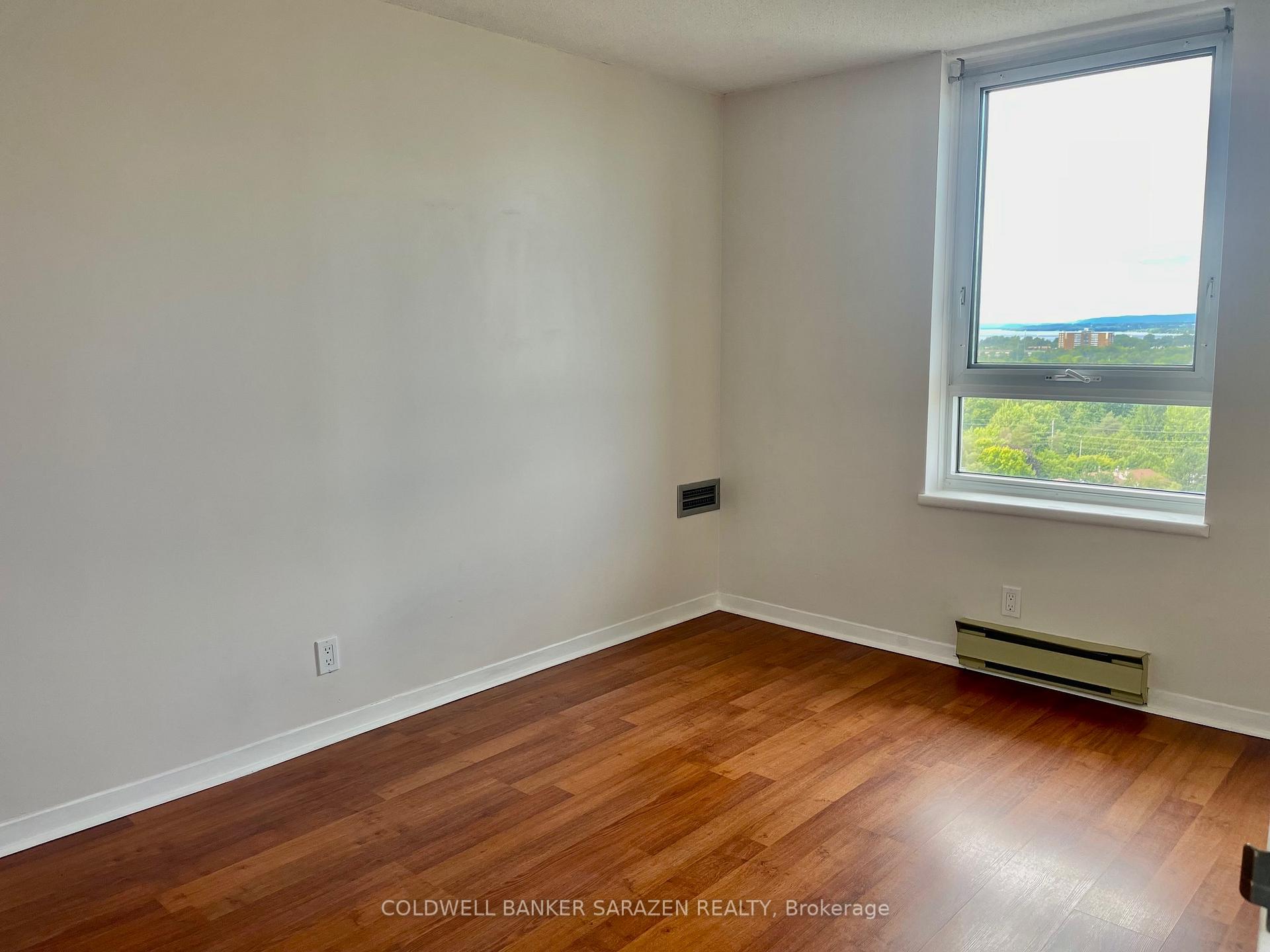 Photo 15 of Unit 1215, 80 Sandcastle Drive, Ottawa, Leslie Park — HOMEH