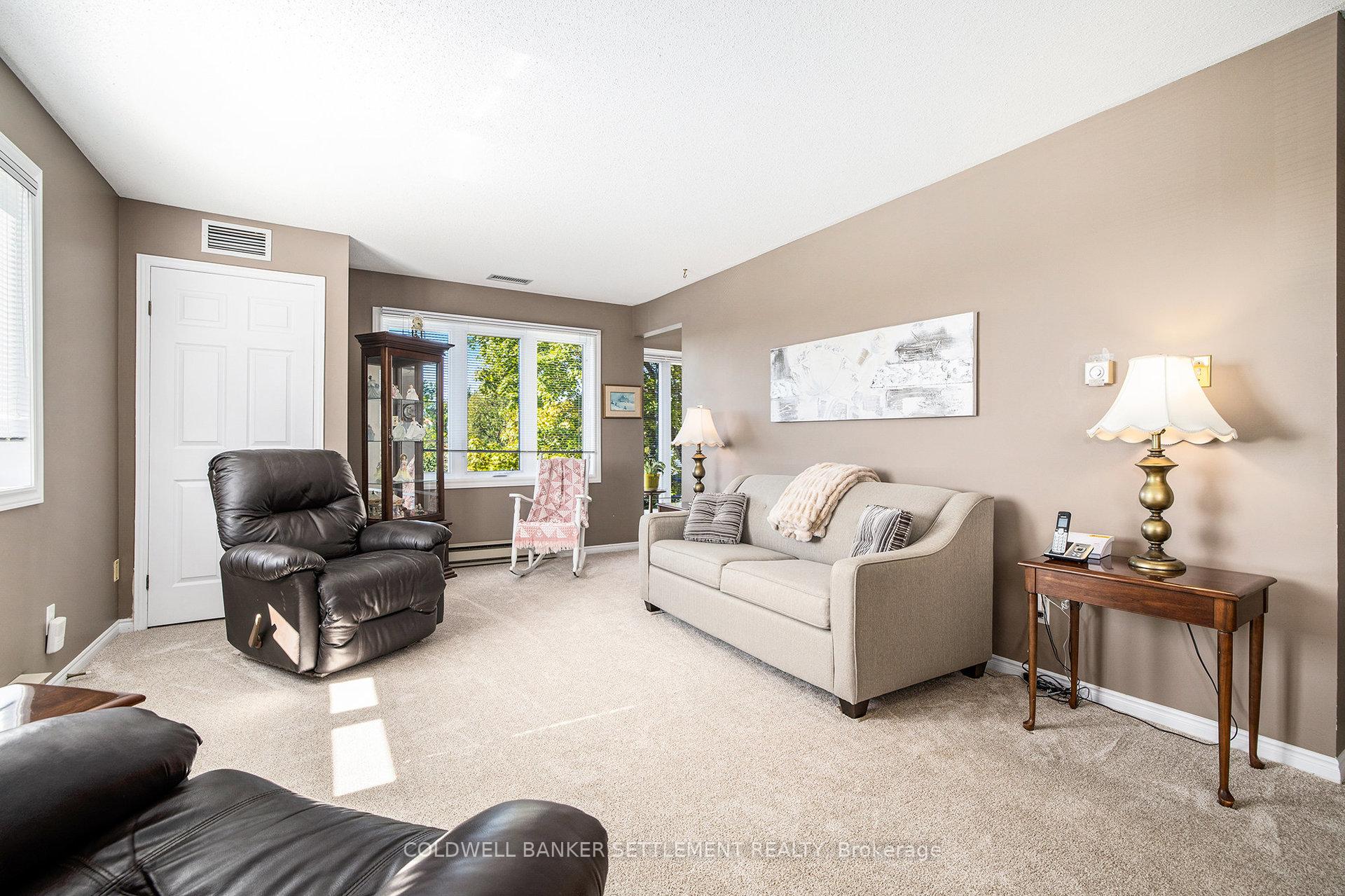 Photo 8 of Unit 301, 10 Armstrong Drive, Smiths Falls — HOMEH