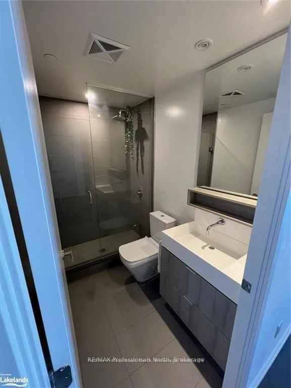 Photo 4 of Unit 2701, 5 Soudan Avenue, Toronto, Mount Pleasant West — HOMEH