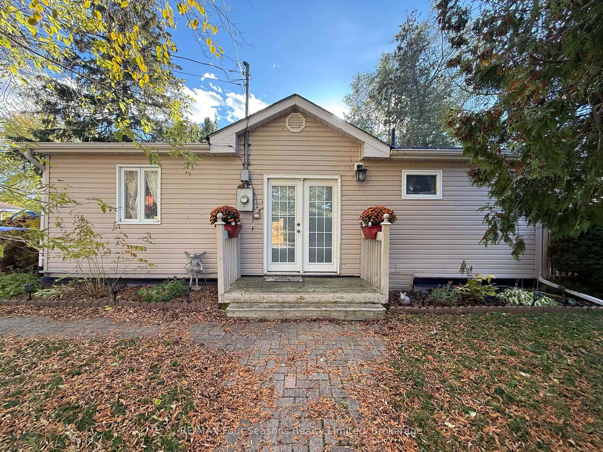 Photo 1 of 29 Bellholme Lane, Collingwood — HOMEH