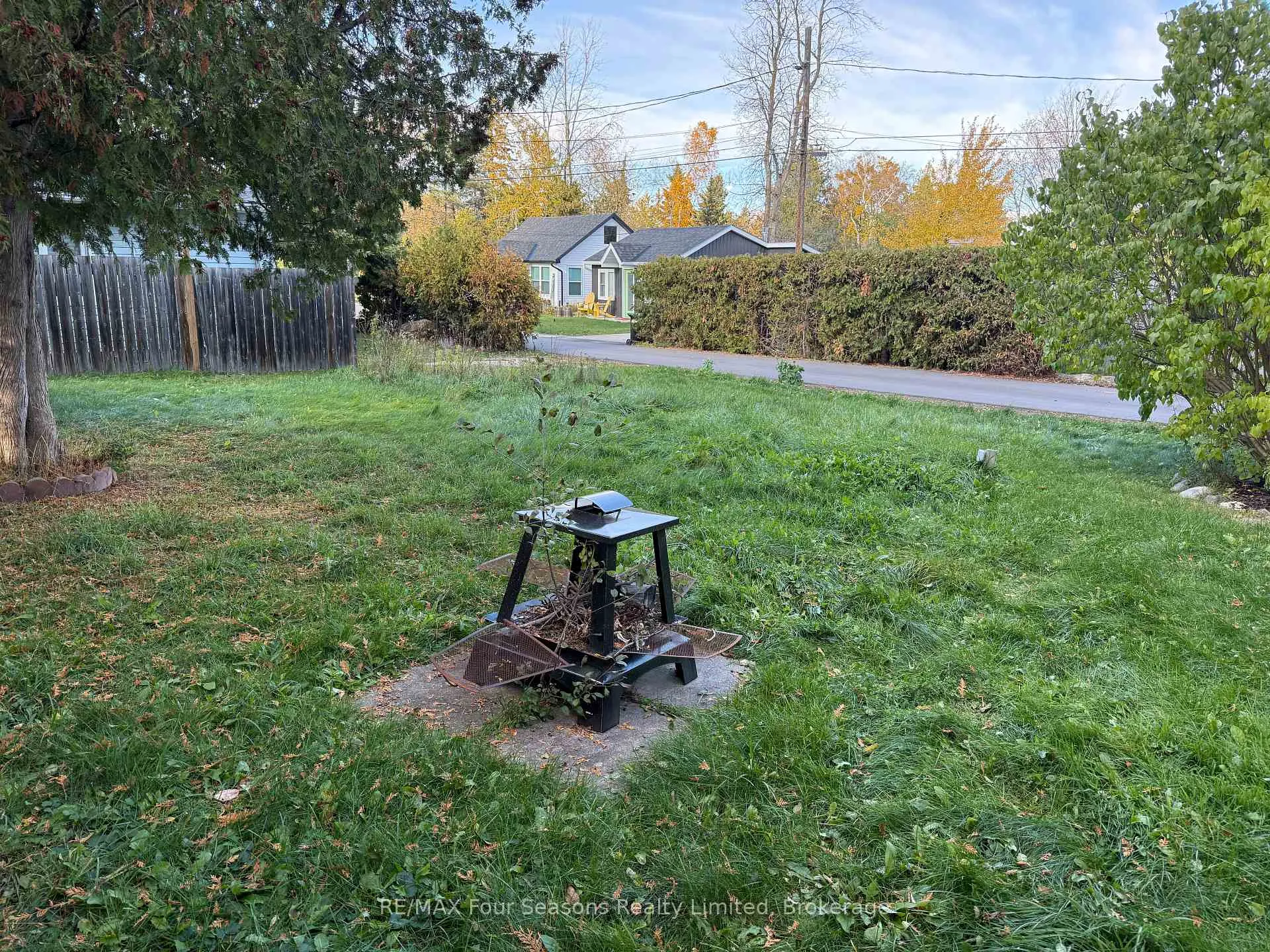 Photo 22 of 29 Bellholme Lane, Collingwood — HOMEH