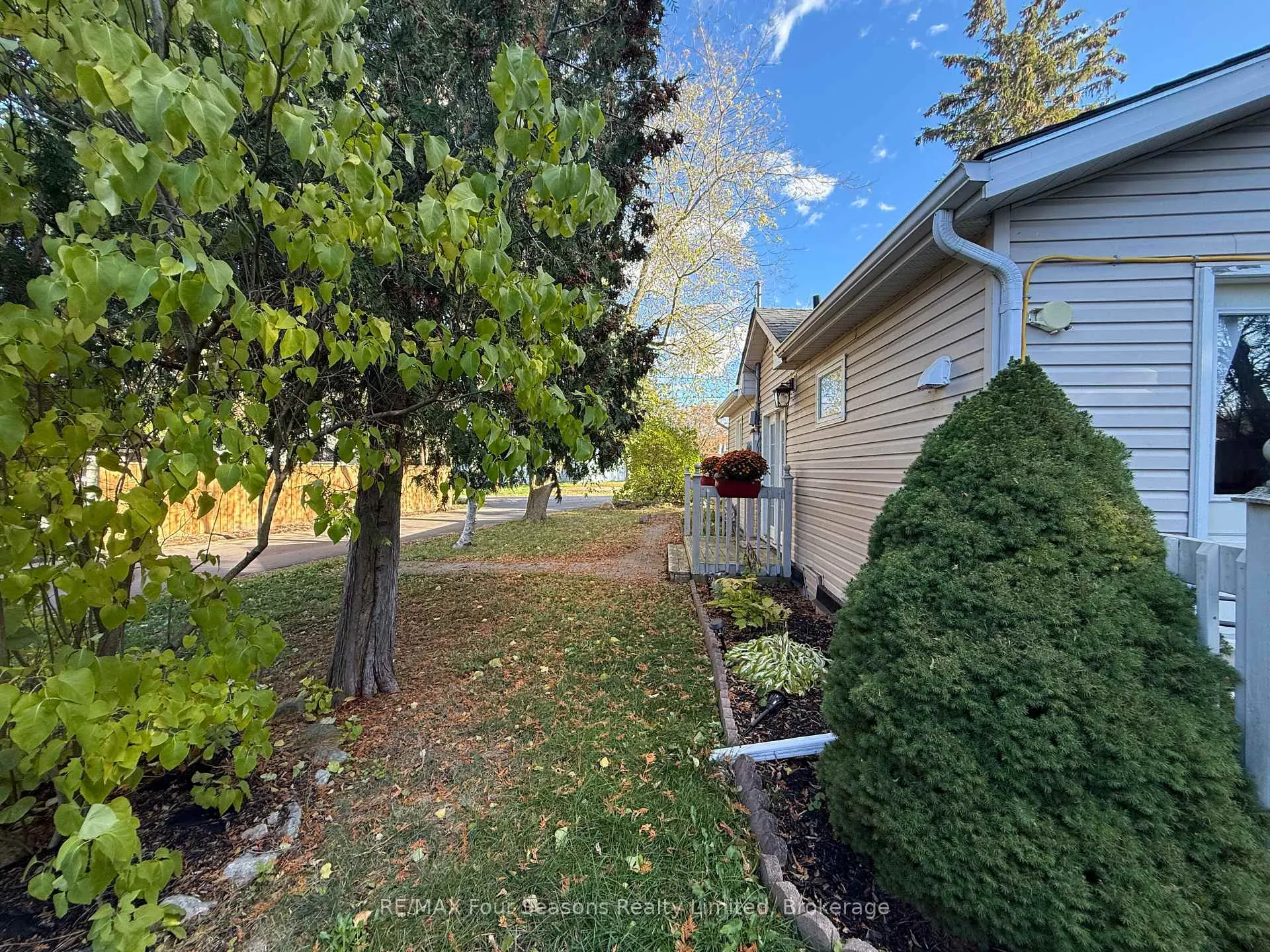 Photo 24 of 29 Bellholme Lane, Collingwood — HOMEH