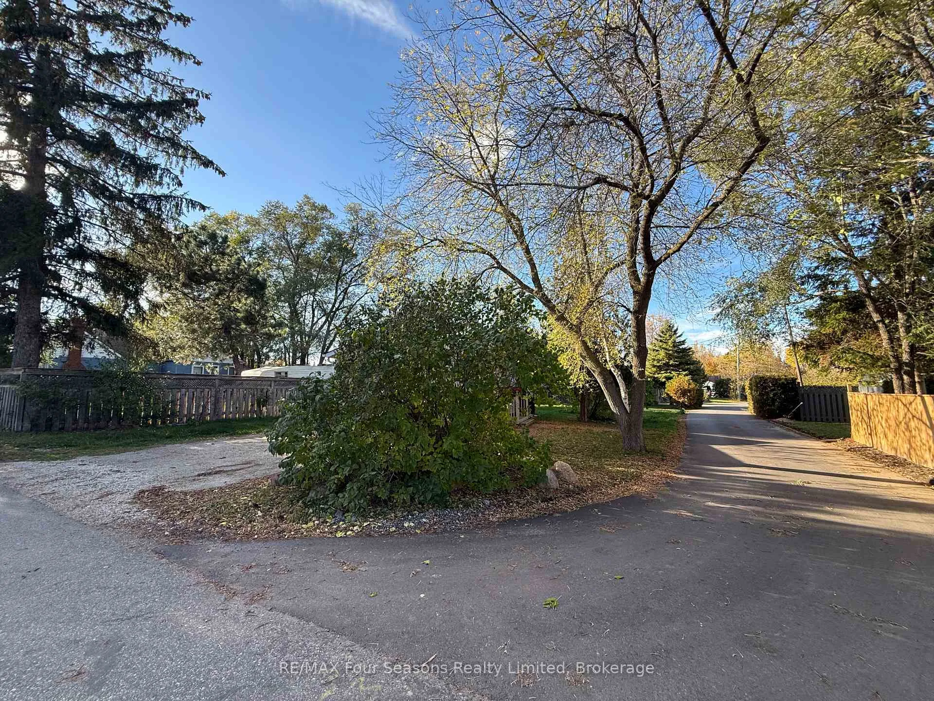 Photo 27 of 29 Bellholme Lane, Collingwood — HOMEH