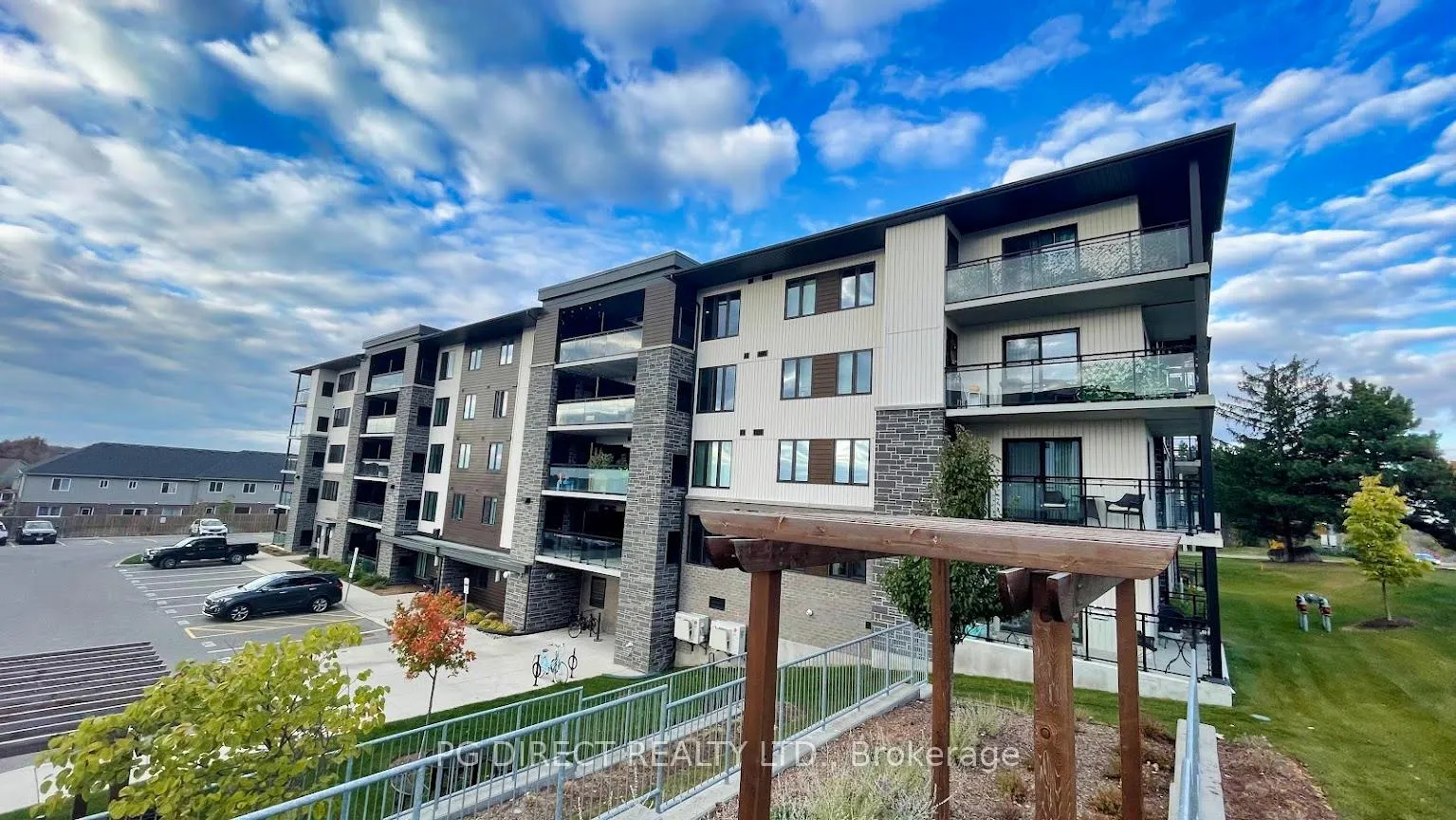 Photo 1 of Unit 105, 104 Summit Ridge Drive, Guelph, Grange Road — HOMEH