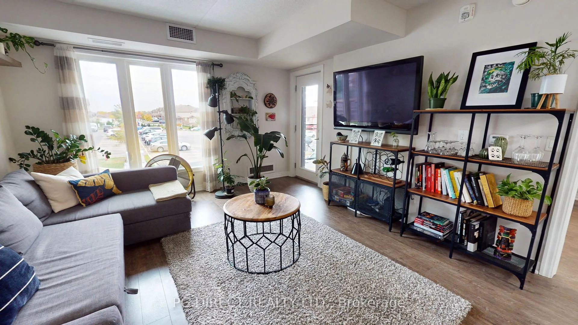 Photo 2 of Unit 105, 104 Summit Ridge Drive, Guelph, Grange Road — HOMEH