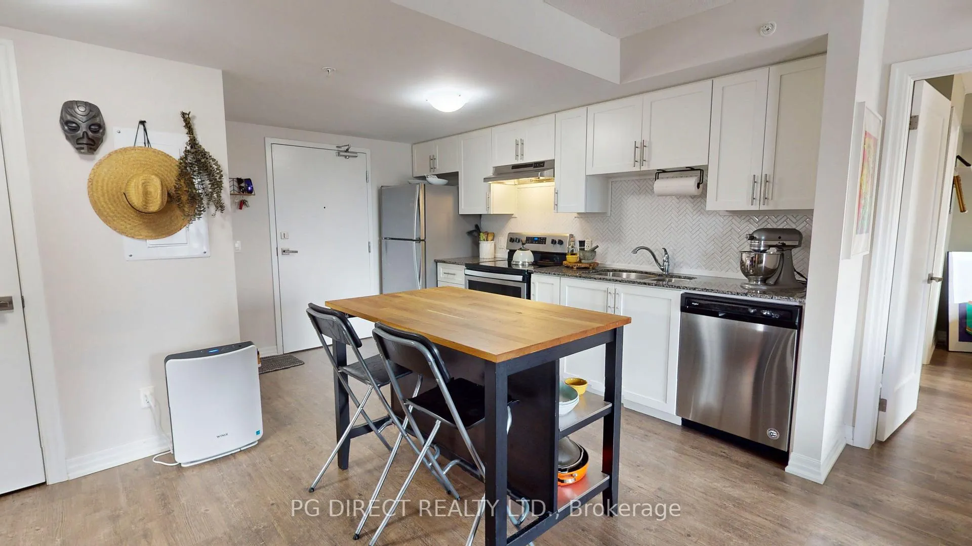 Photo 4 of Unit 105, 104 Summit Ridge Drive, Guelph, Grange Road — HOMEH