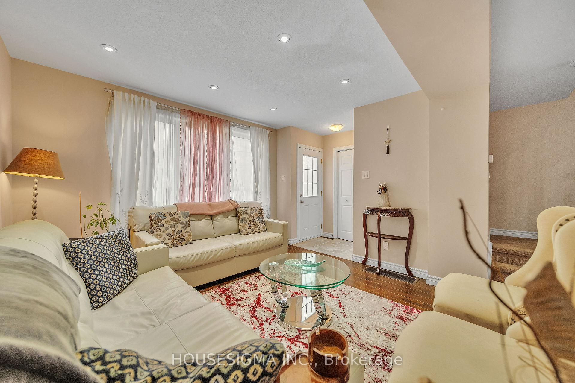 Photo 10 of Unit 16, 50 Westmount Road W, Kitchener — HOMEH