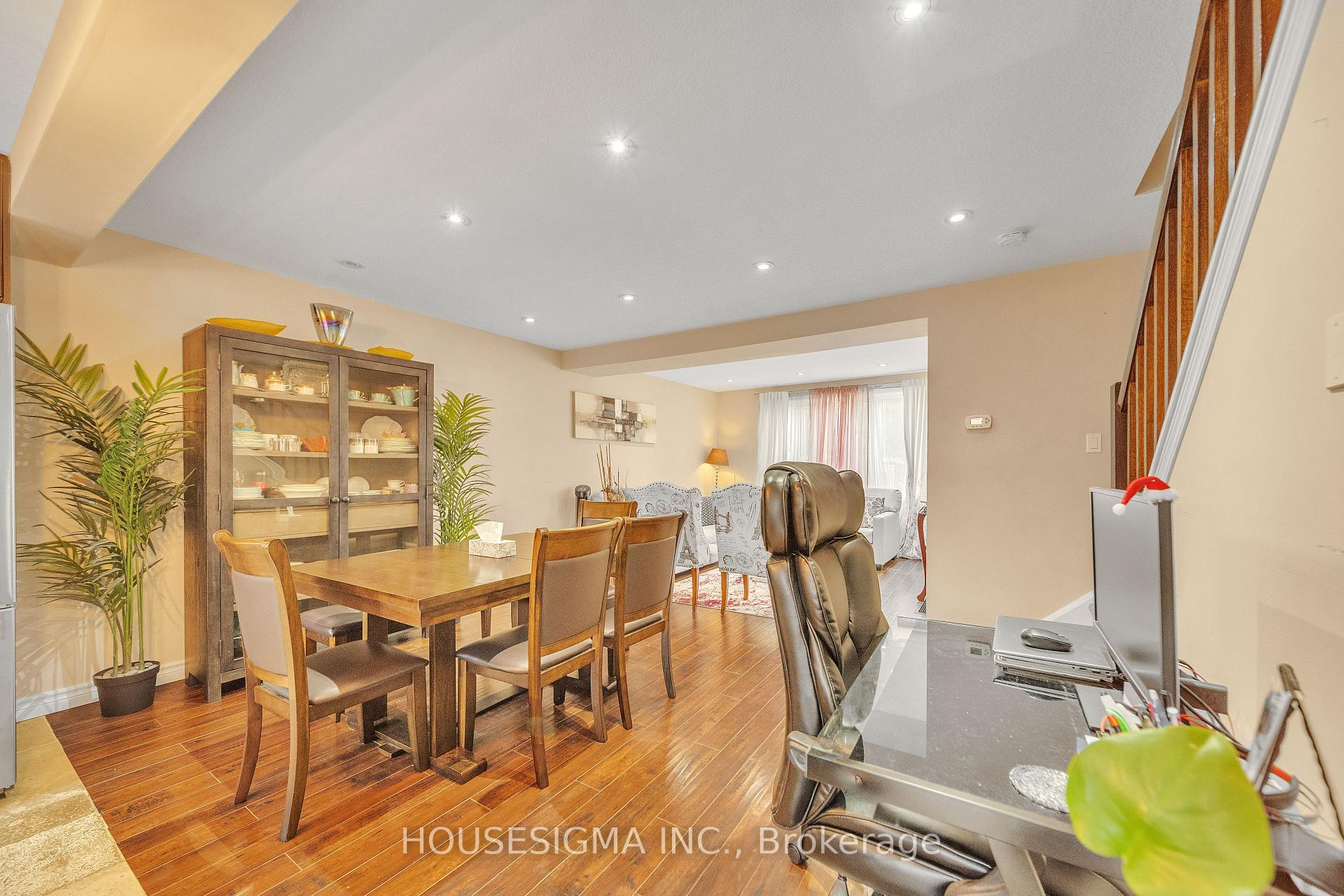 Photo 12 of Unit 16, 50 Westmount Road W, Kitchener — HOMEH