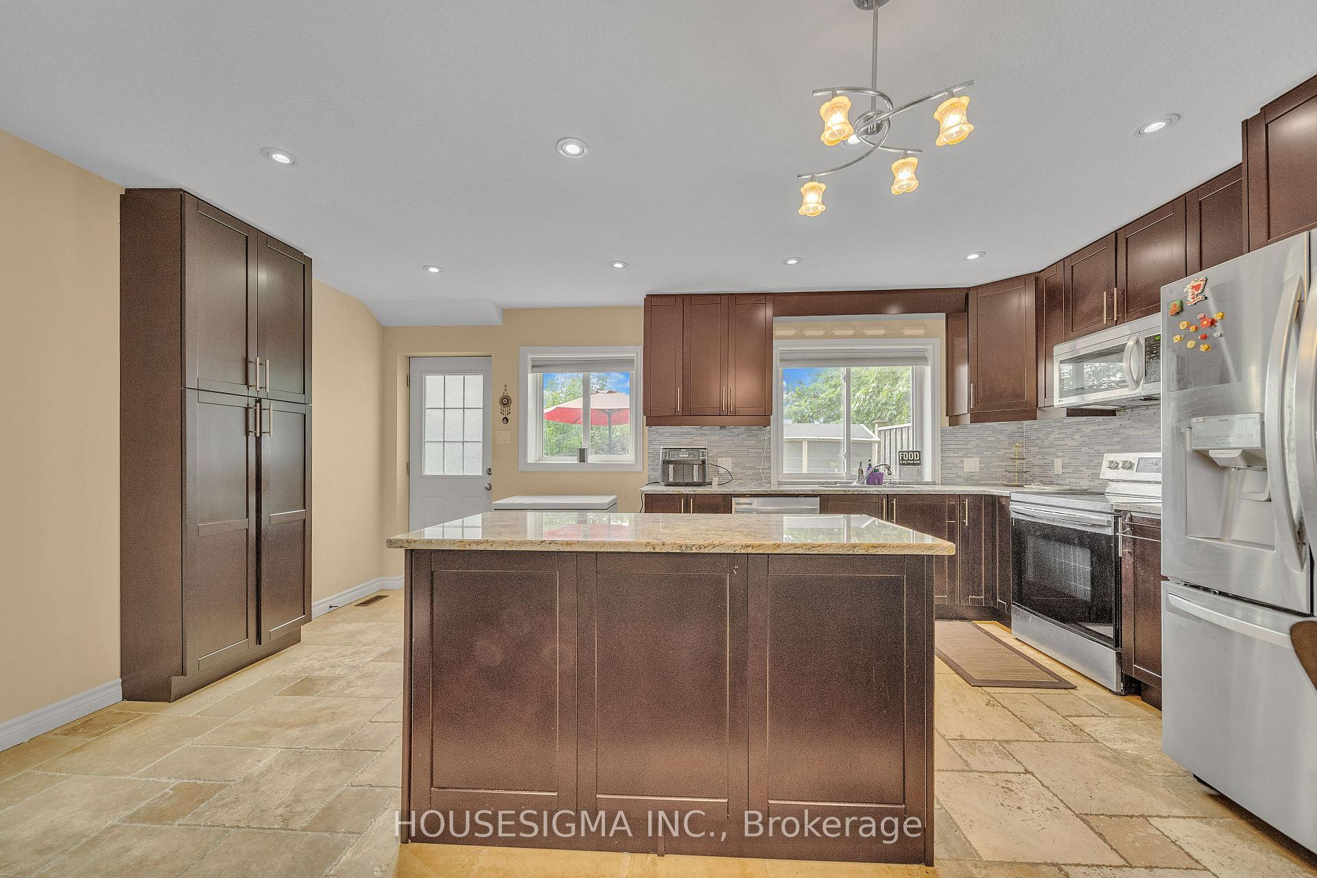 Photo 16 of Unit 16, 50 Westmount Road W, Kitchener — HOMEH