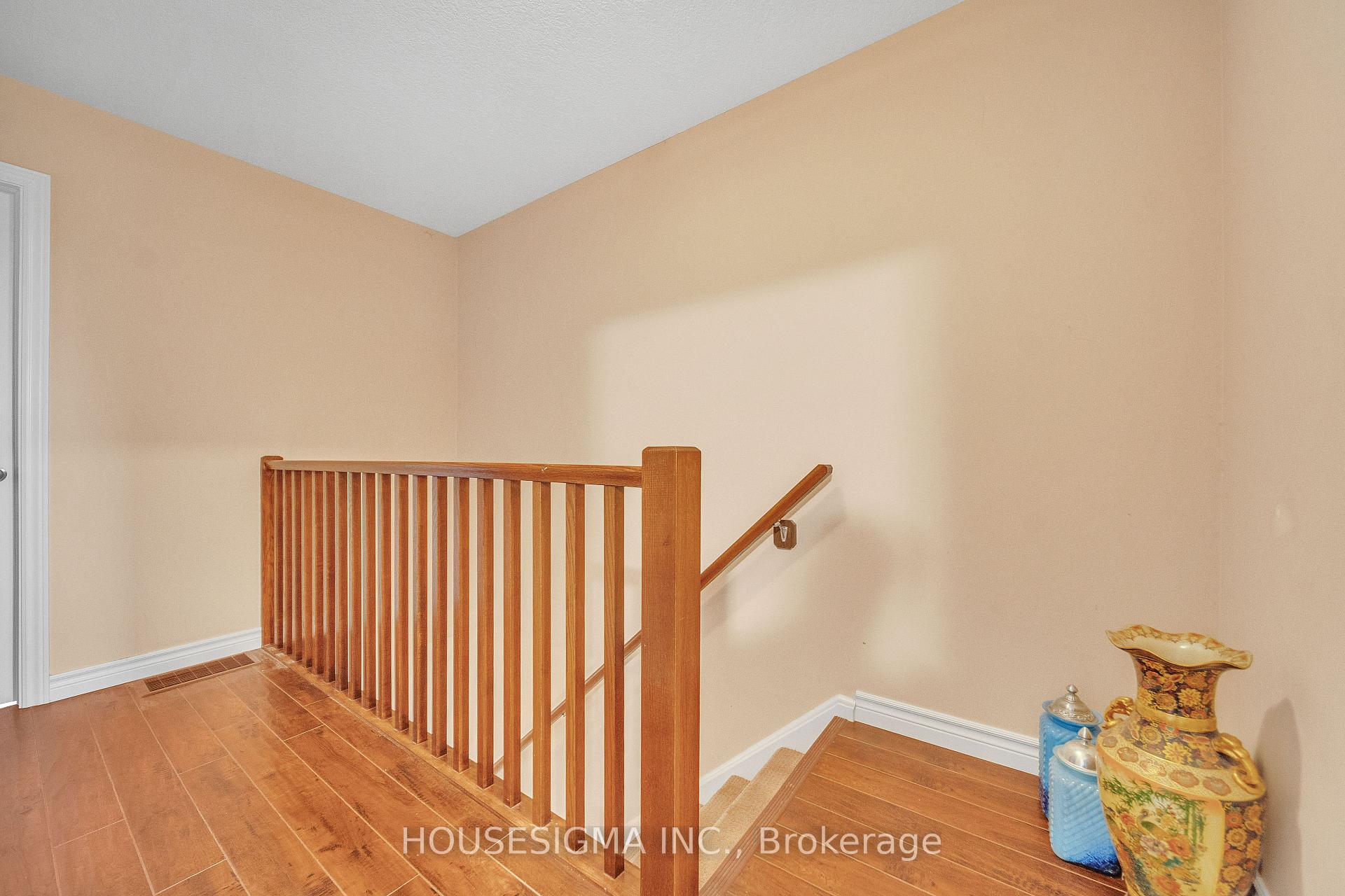 Photo 23 of Unit 16, 50 Westmount Road W, Kitchener — HOMEH