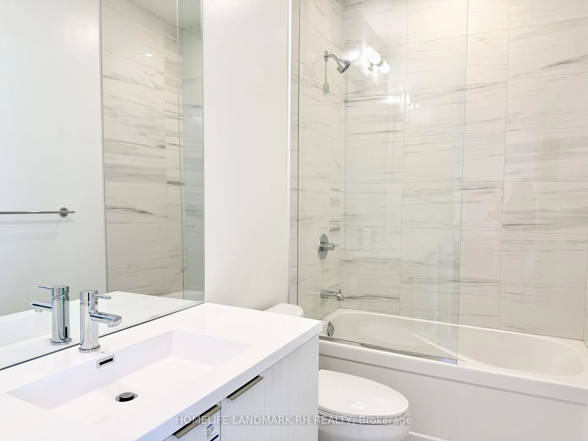 Photo 17 of Unit 4910, 8 Interchange Way, Vaughan, Vaughan Corporate Centre — HOMEH