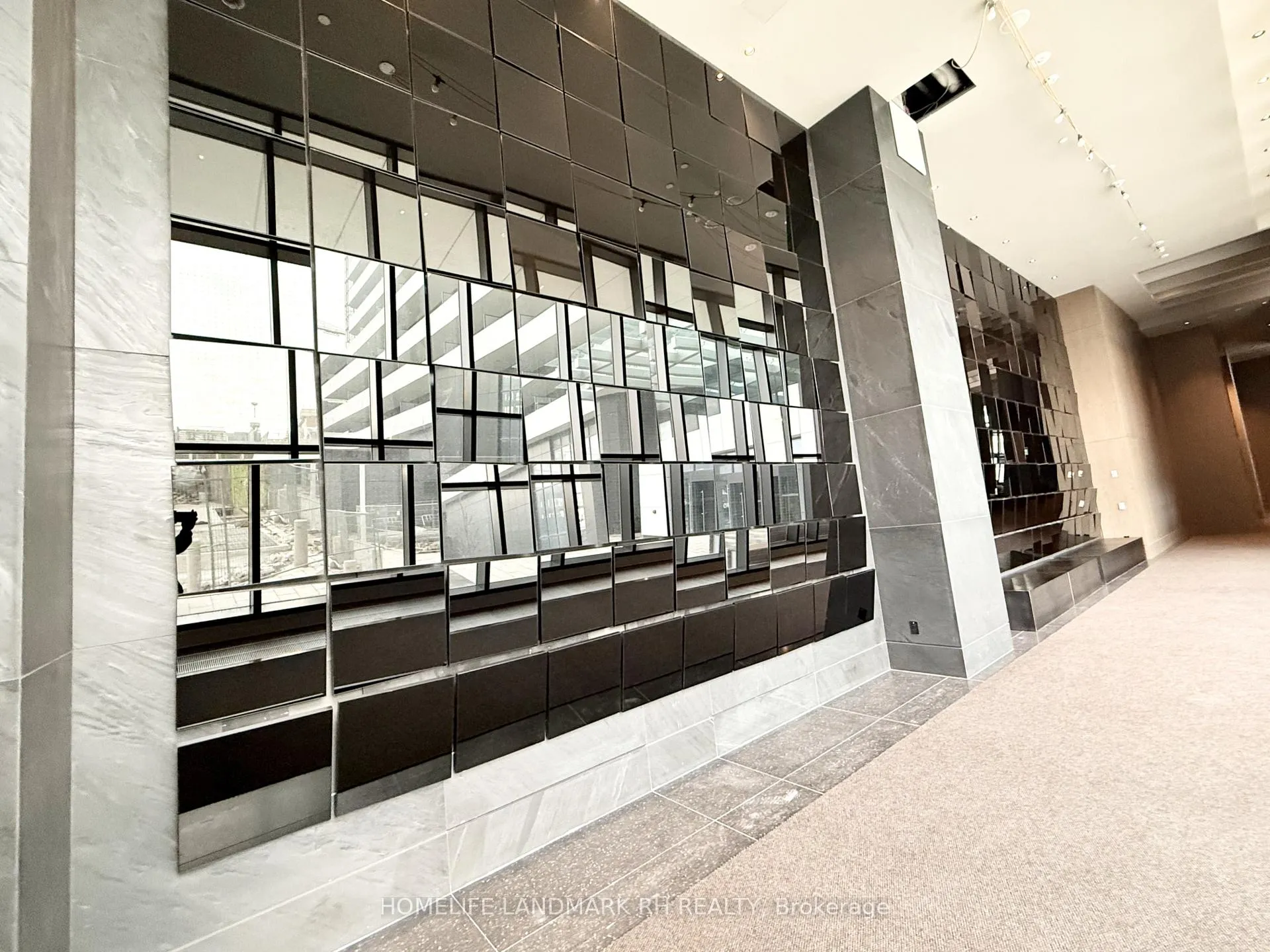 Photo 22 of Unit 4910, 8 Interchange Way, Vaughan, Vaughan Corporate Centre — HOMEH