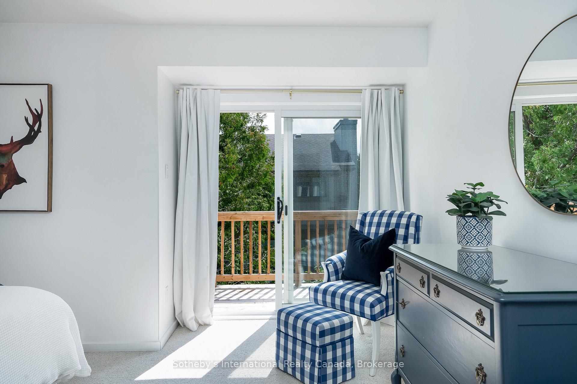 Photo 18 of 562 Oxbow Crescent, Collingwood — HOMEH