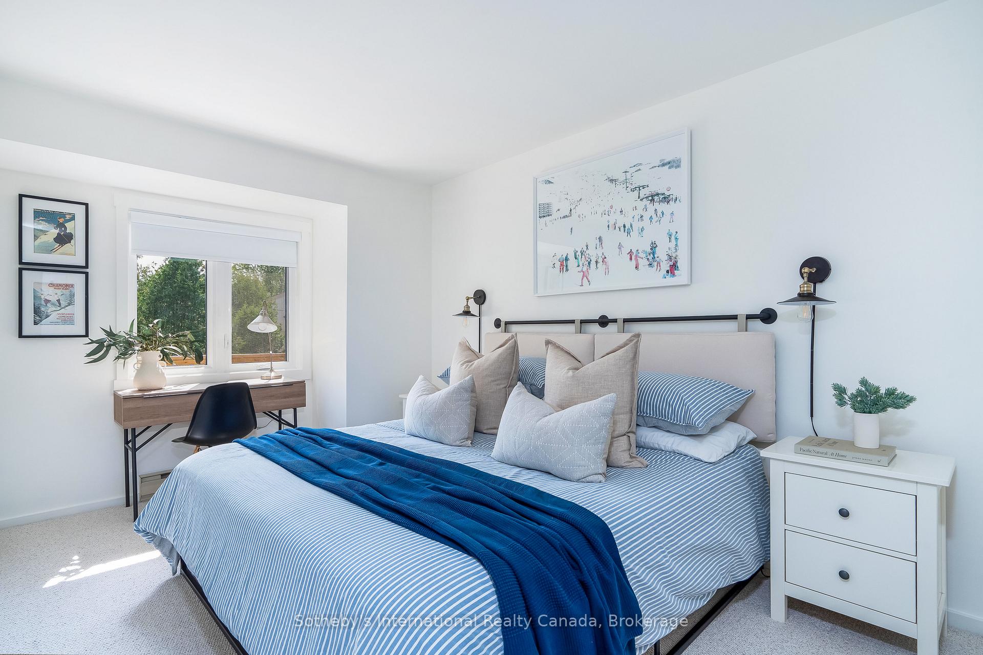 Photo 20 of 562 Oxbow Crescent, Collingwood — HOMEH