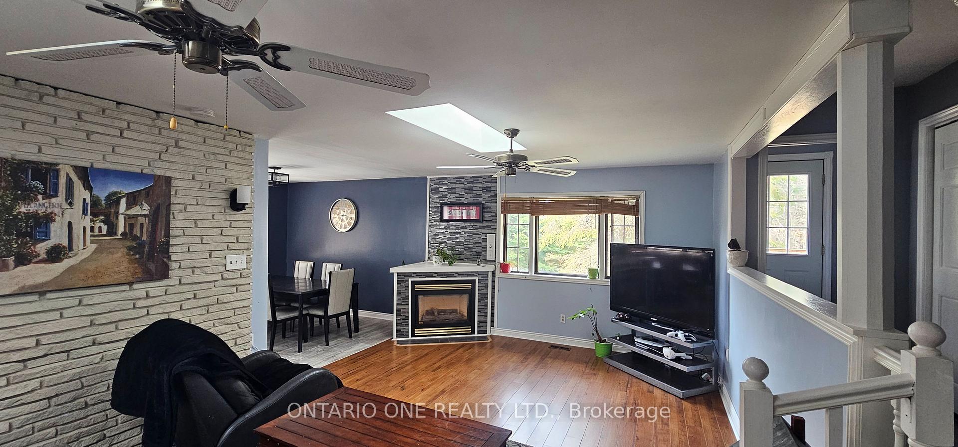 Photo 3 of 1045 Cowbell Lane, Gravenhurst, Morrison — HOMEH