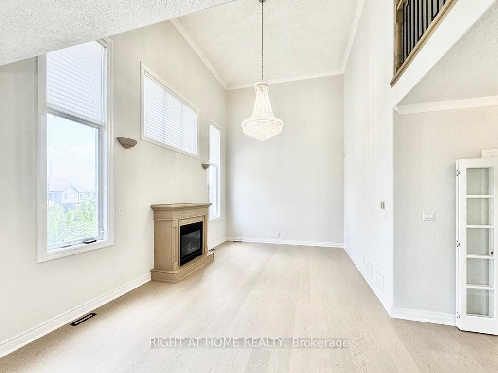 Photo 4 of Unit Upper, 9 Margaret Drive, Barrie, East Bayfield — HOMEH