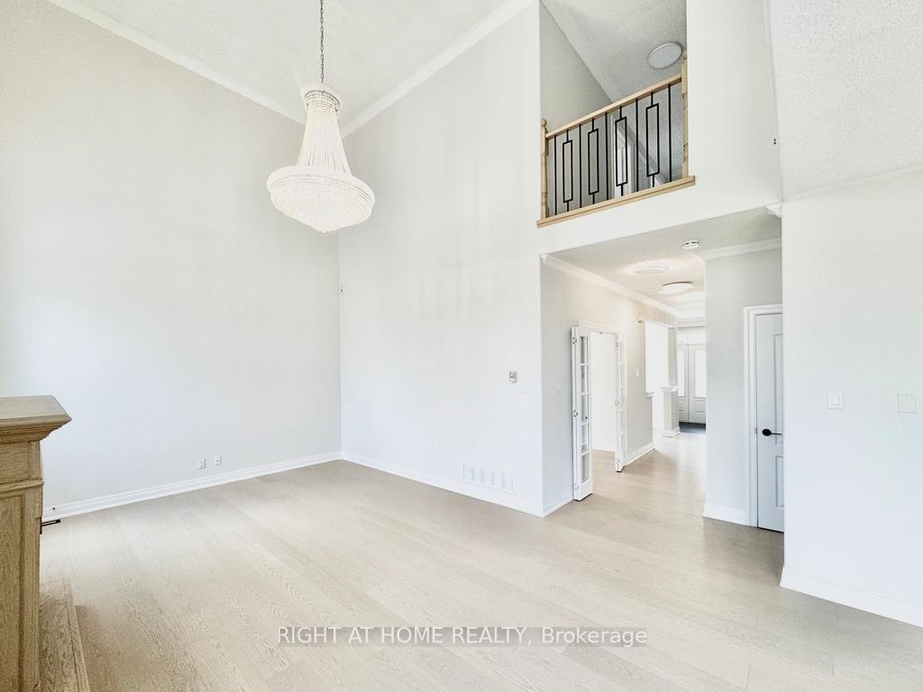 Photo 5 of Unit Upper, 9 Margaret Drive, Barrie, East Bayfield — HOMEH