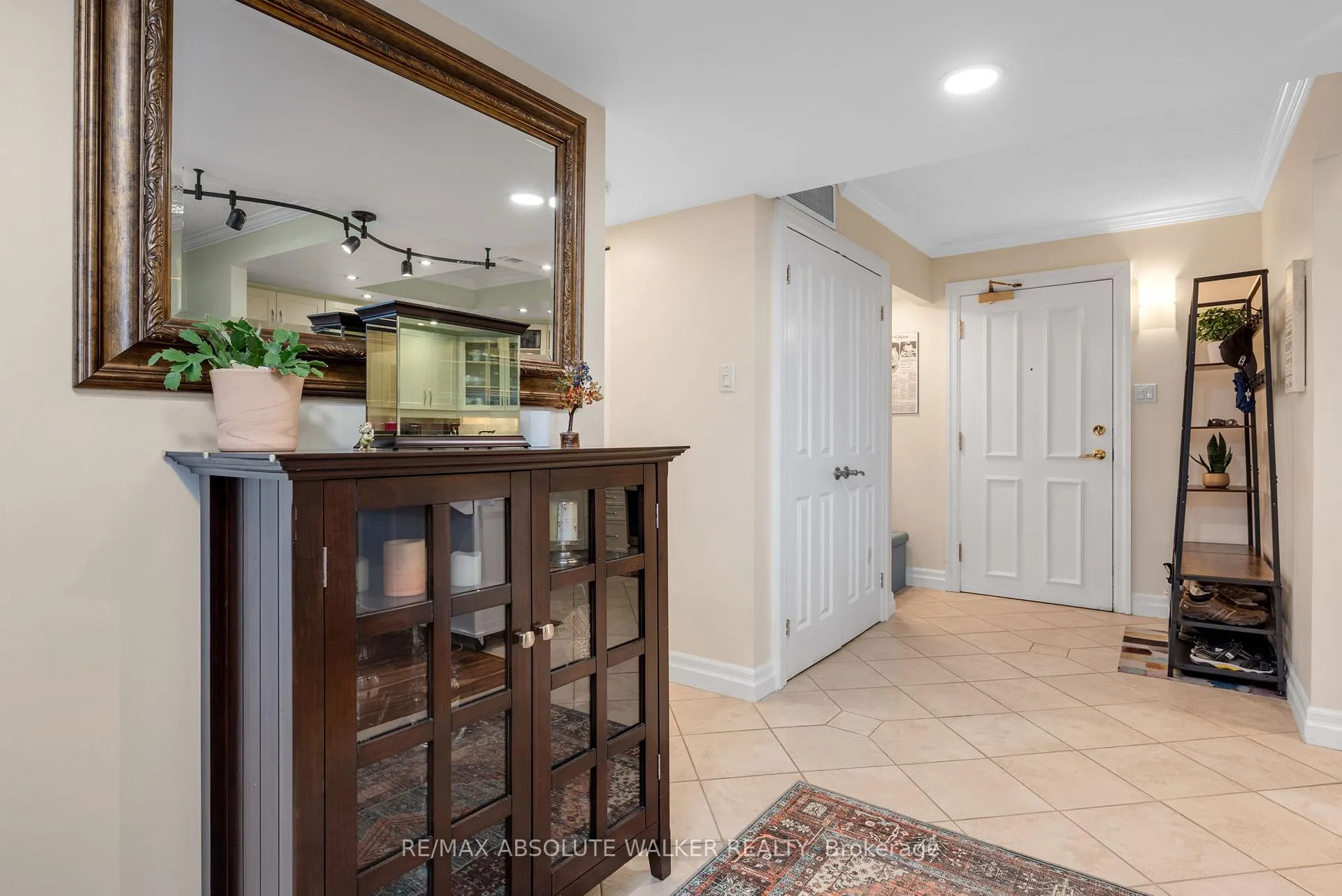 Photo 6 of Unit 1605, 160 George Street, Ottawa, Lower Town/Byward Market — HOMEH