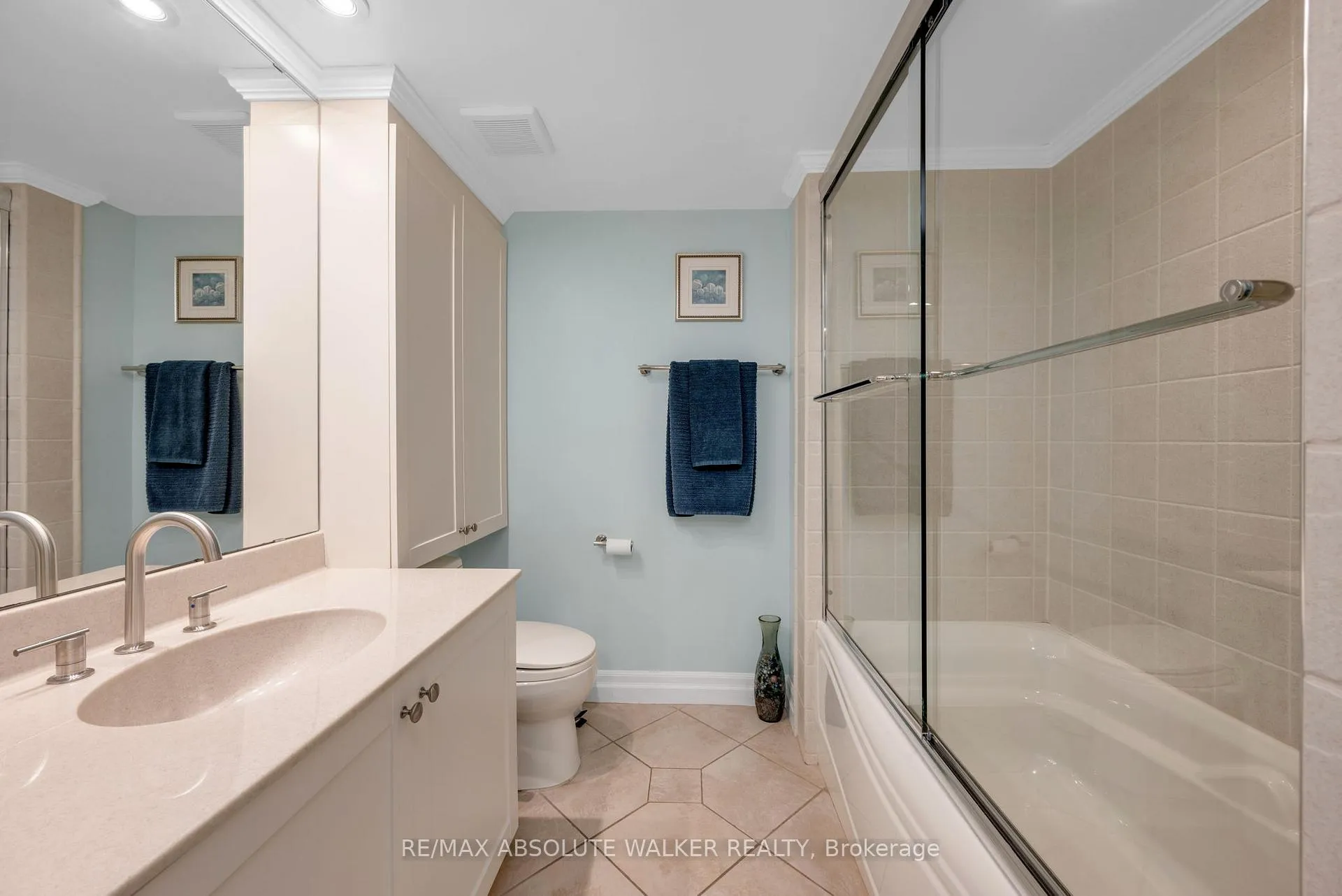 Photo 27 of Unit 1605, 160 George Street, Ottawa, Lower Town/Byward Market — HOMEH