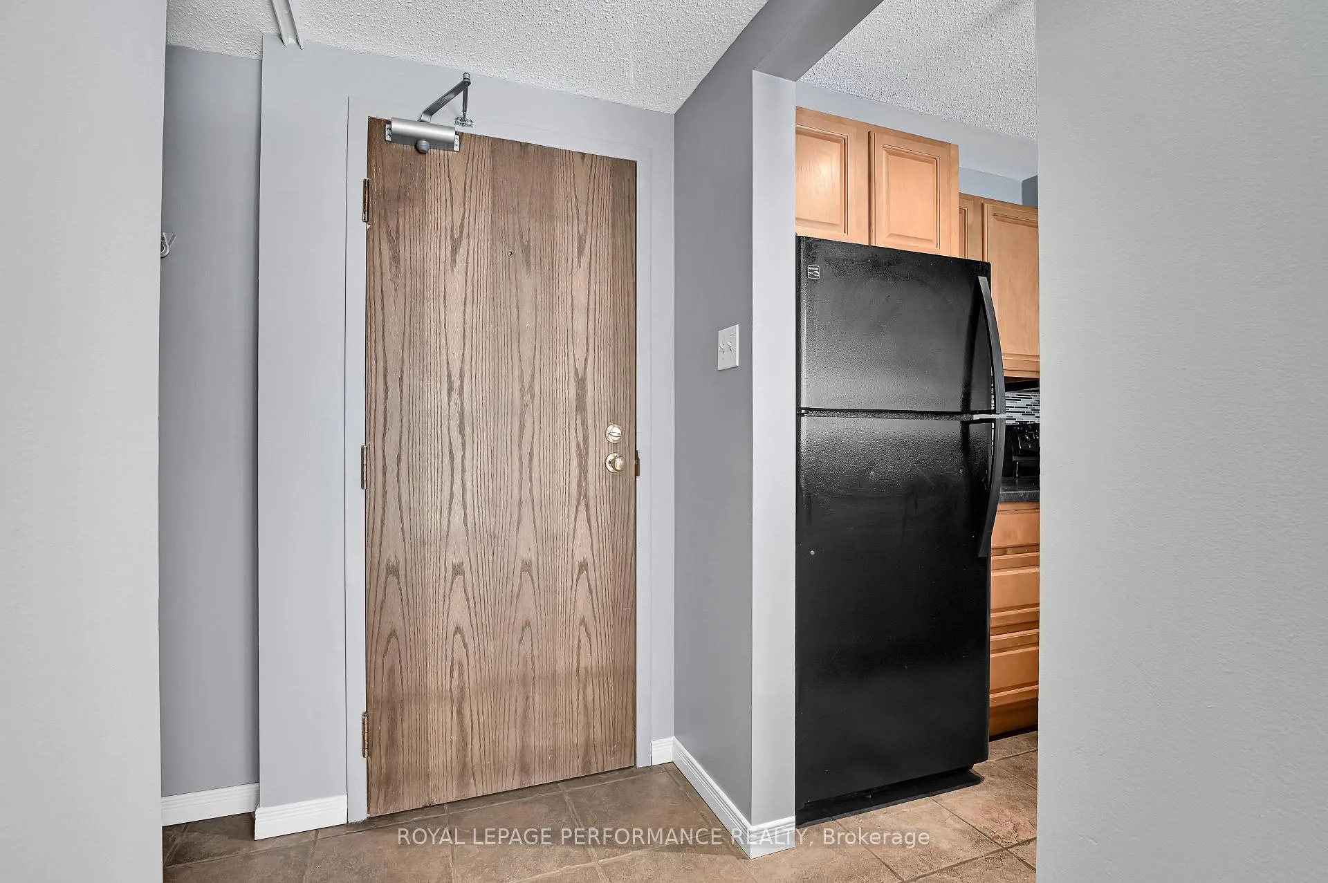 Photo 3 of Unit 501, 154 Nelson Street, Ottawa, Lower Town — HOMEH
