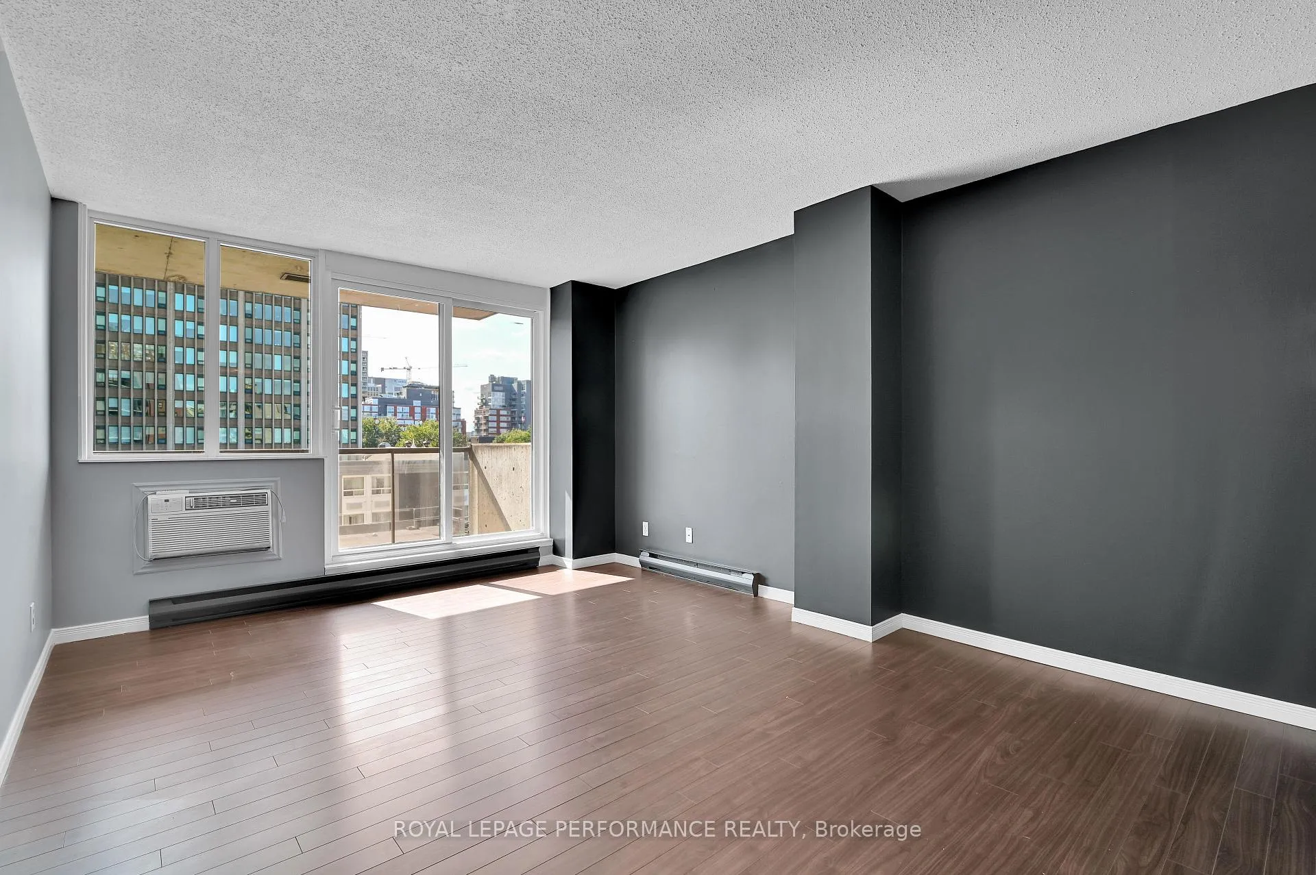 Photo 10 of Unit 501, 154 Nelson Street, Ottawa, Lower Town — HOMEH