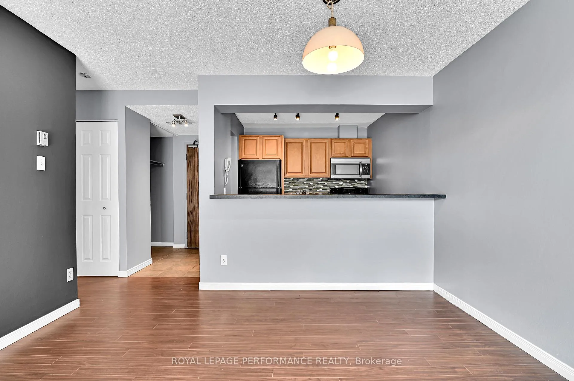 Photo 15 of Unit 501, 154 Nelson Street, Ottawa, Lower Town — HOMEH
