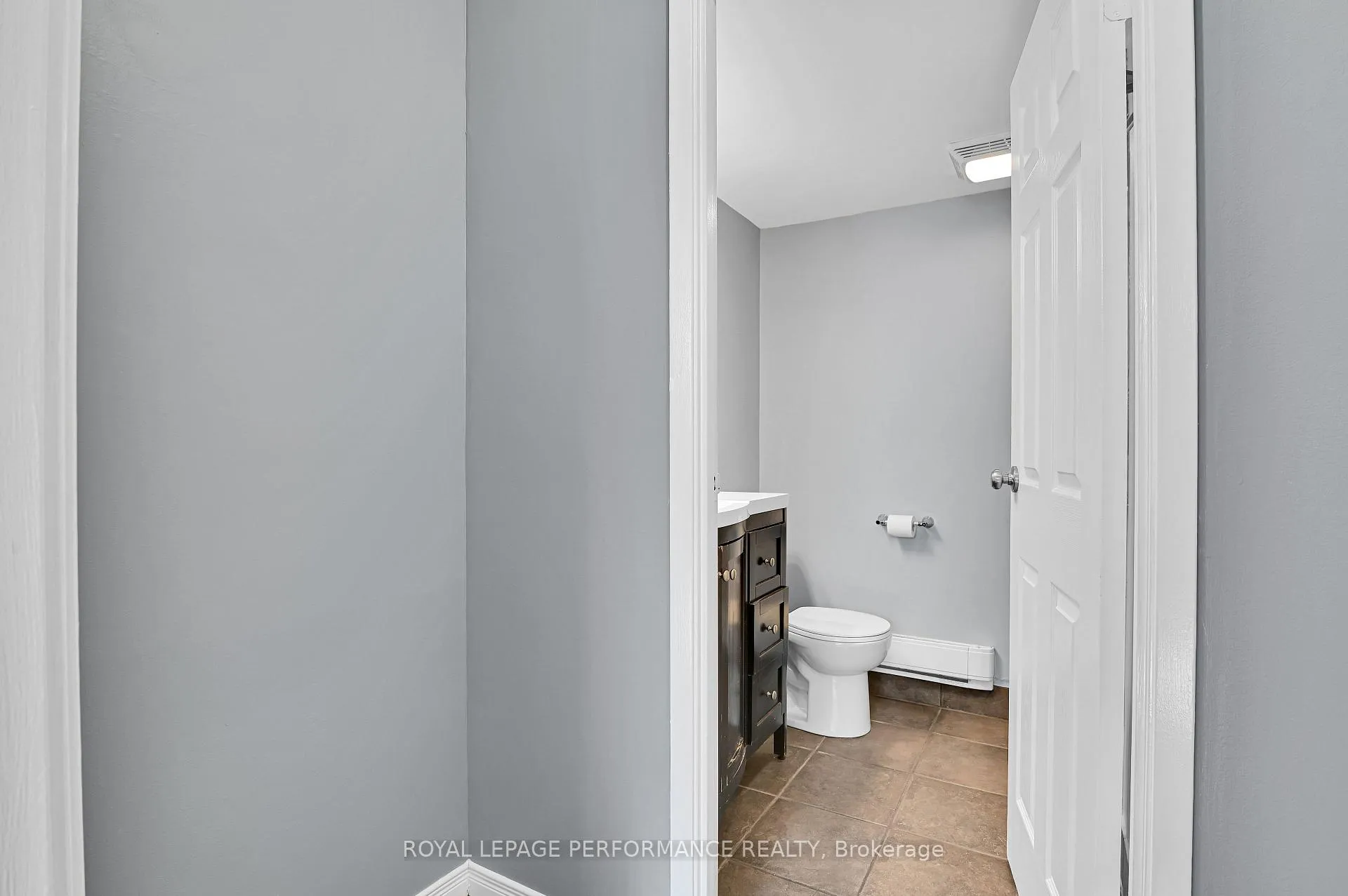 Photo 25 of Unit 501, 154 Nelson Street, Ottawa, Lower Town — HOMEH