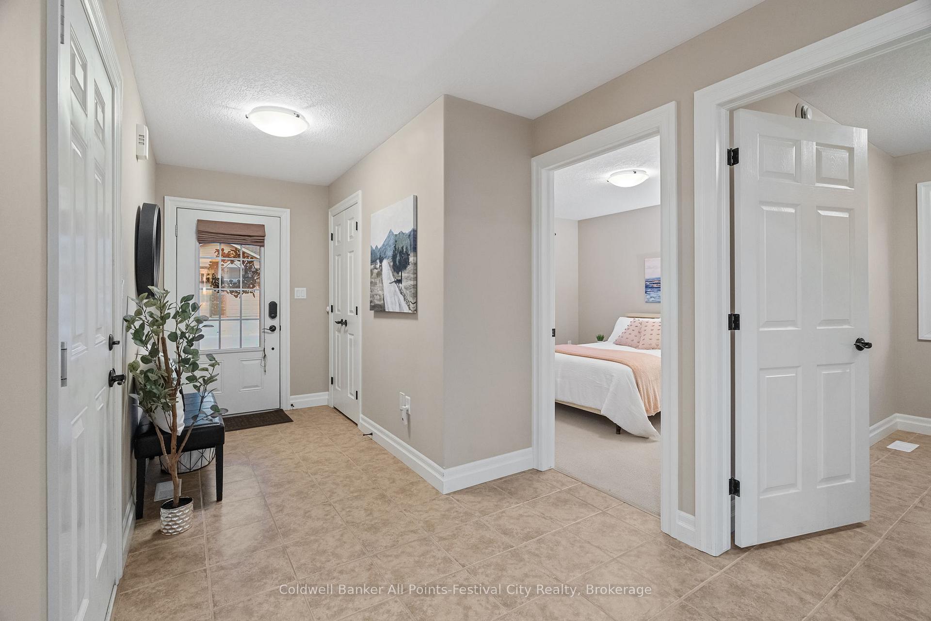Photo 7 of Unit 4, 7 Fairhaven Lane, Goderich, Goderich (Town) — HOMEH