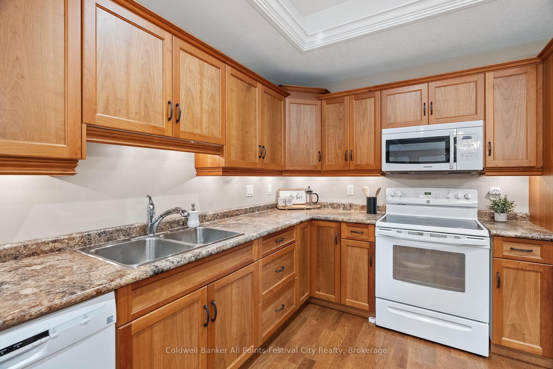 Photo 14 of Unit 4, 7 Fairhaven Lane, Goderich, Goderich (Town) — HOMEH