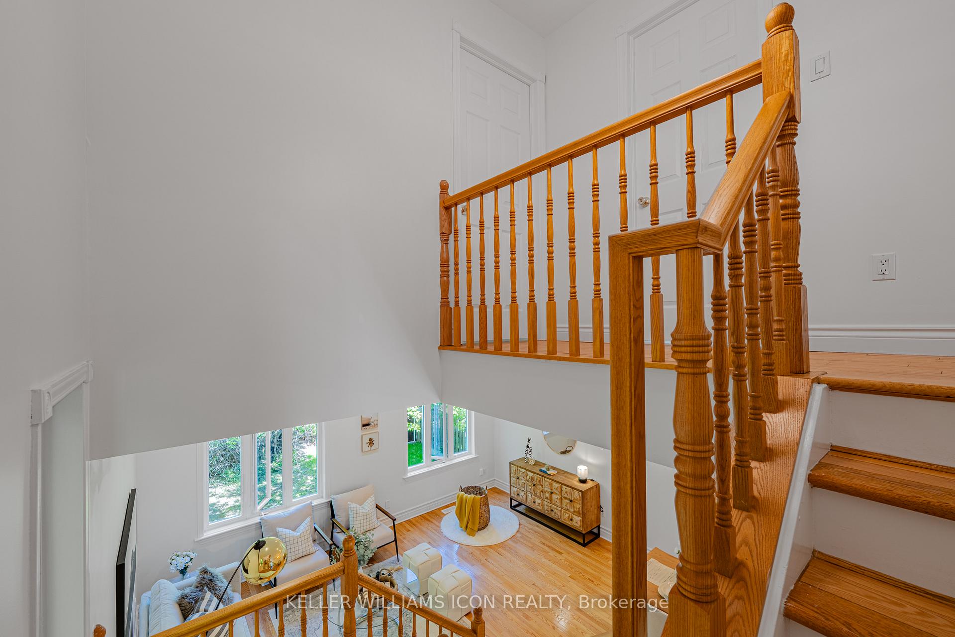 Photo 18 of 1309 Meadowlands Drive E, Ottawa, City View/Skyline/Fisher Heights/Parkwood Hills — HOMEH