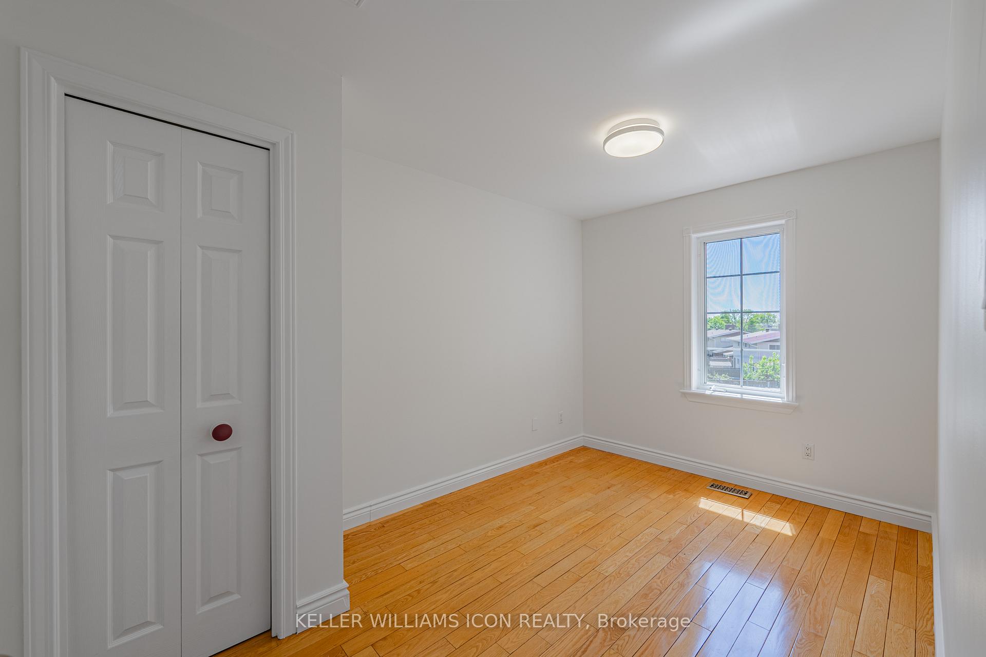 Photo 20 of 1309 Meadowlands Drive E, Ottawa, City View/Skyline/Fisher Heights/Parkwood Hills — HOMEH