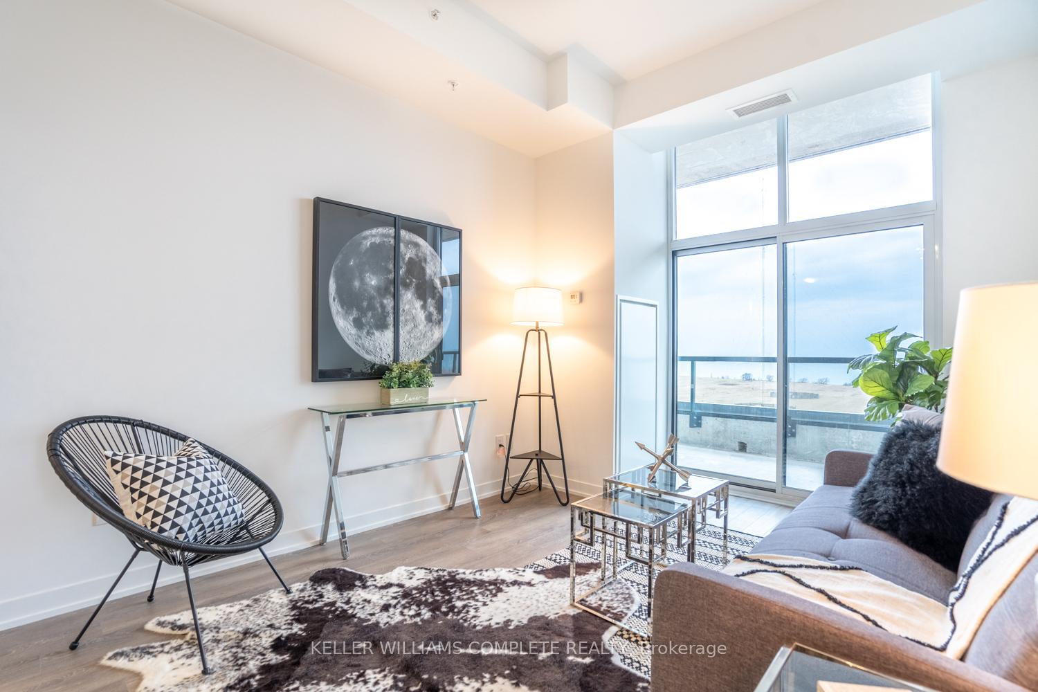 Photo 9 of Unit 913, 550 North Service Road, Grimsby, Grimsby Beach — HOMEH