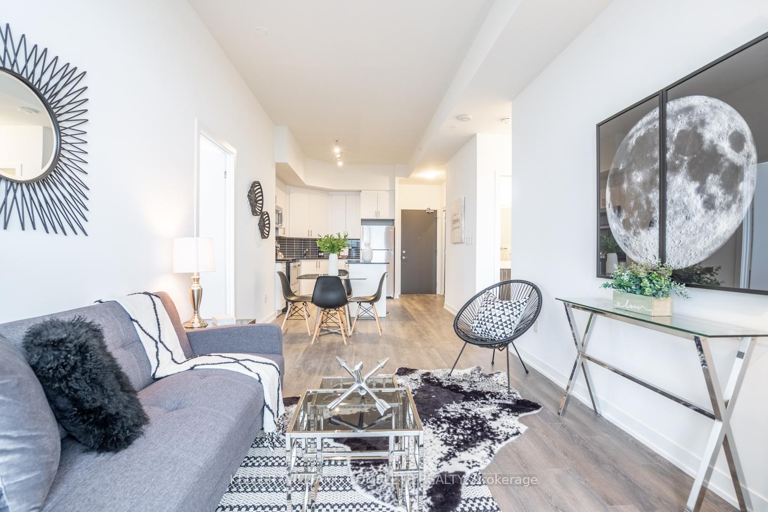 Photo 10 of Unit 913, 550 North Service Road, Grimsby, Grimsby Beach — HOMEH