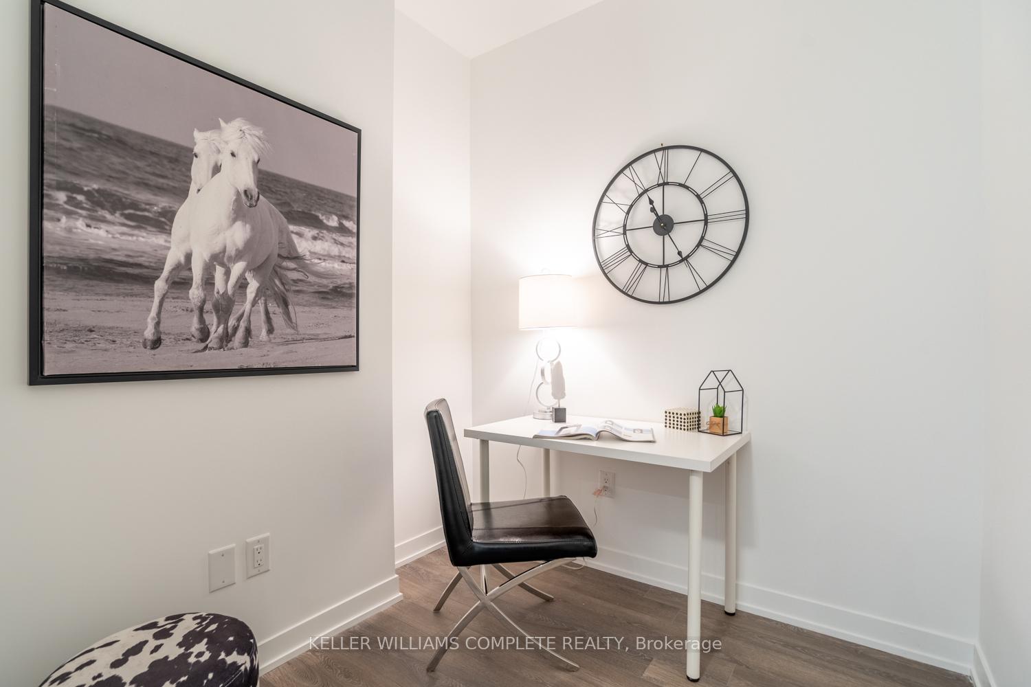 Photo 11 of Unit 913, 550 North Service Road, Grimsby, Grimsby Beach — HOMEH