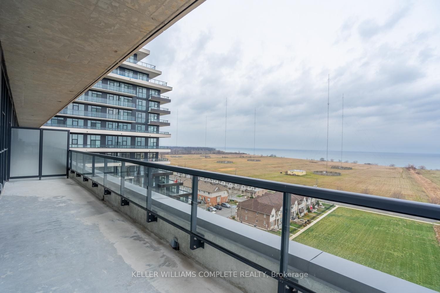 Photo 27 of Unit 913, 550 North Service Road, Grimsby, Grimsby Beach — HOMEH