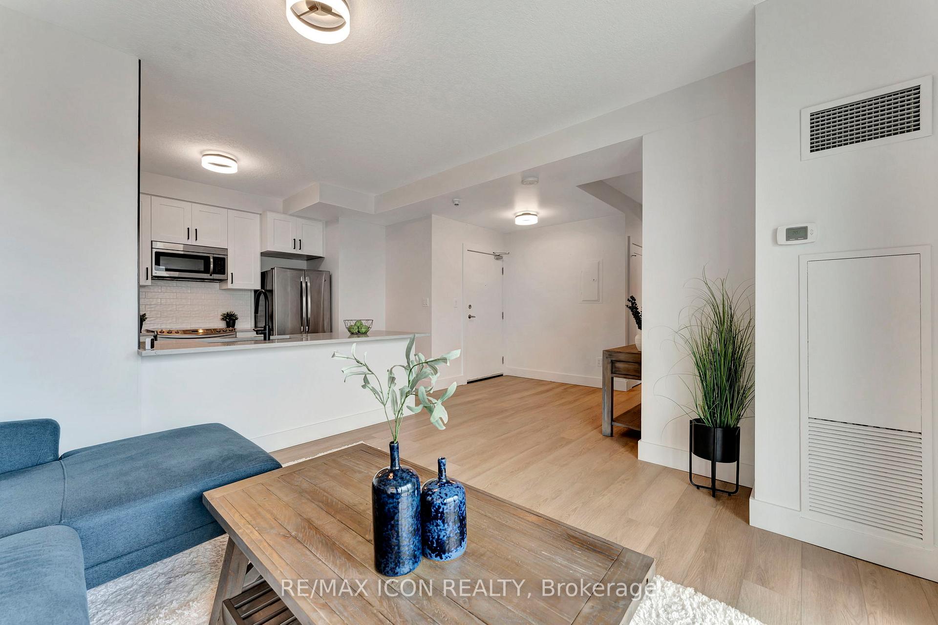 Photo 7 of Unit 1107, 170 Water Street N, Cambridge — HOMEH