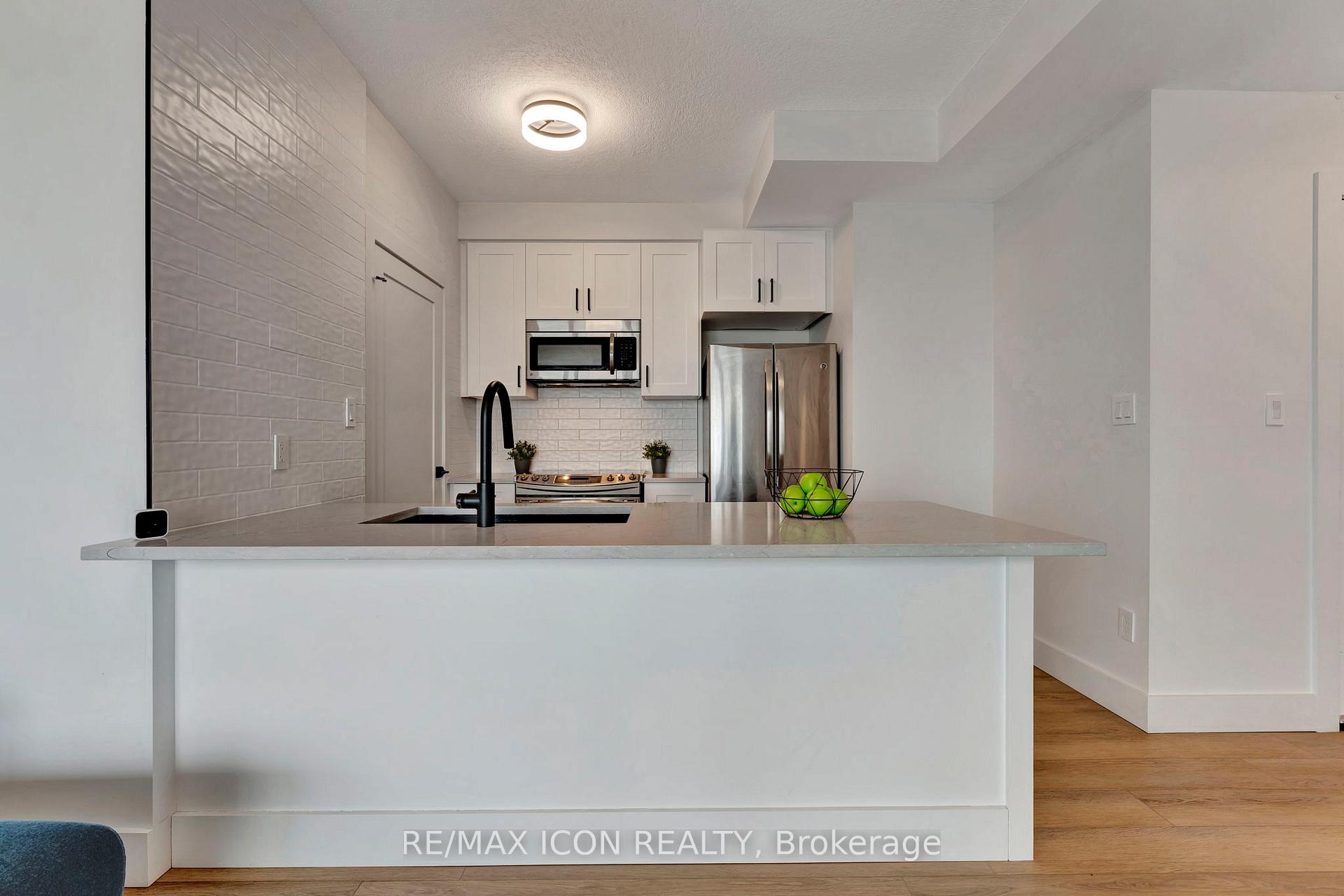 Photo 8 of Unit 1107, 170 Water Street N, Cambridge — HOMEH