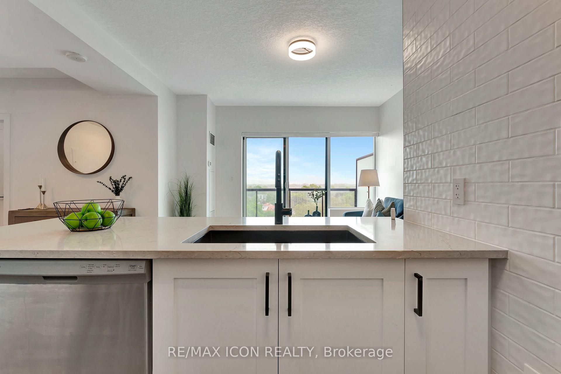 Photo 11 of Unit 1107, 170 Water Street N, Cambridge — HOMEH