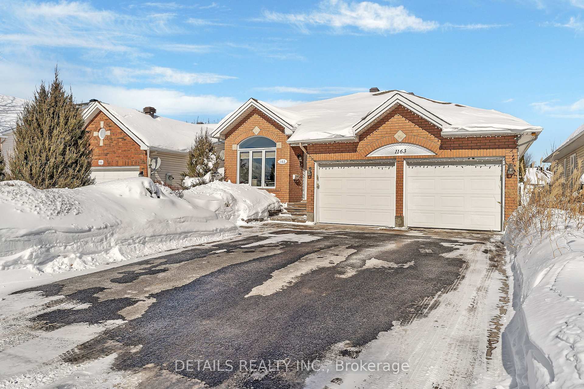Photo 3 of 1163 Meadowcroft Crescent, Ottawa, Carson Grove — HOMEH
