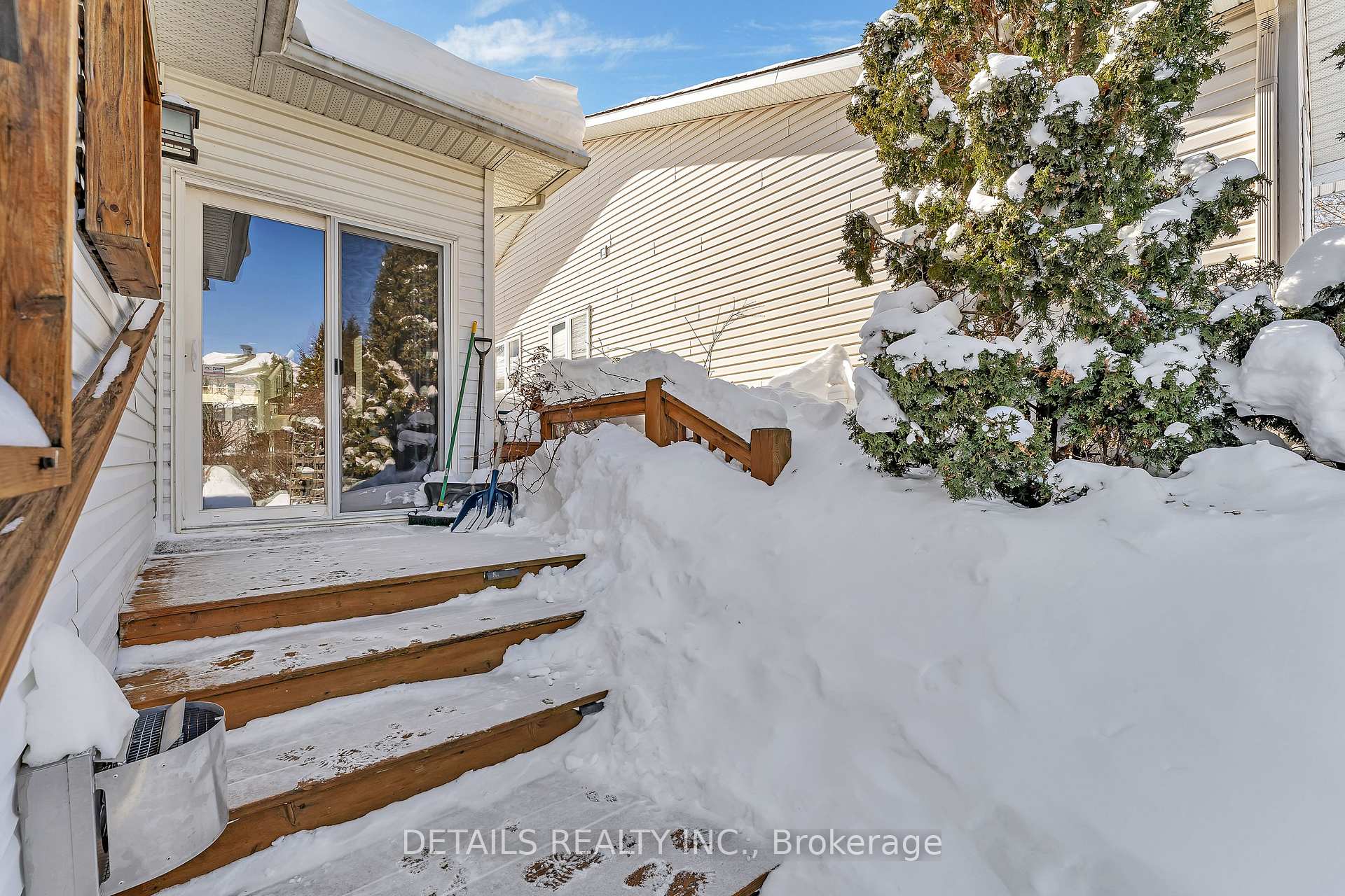 Photo 33 of 1163 Meadowcroft Crescent, Ottawa, Carson Grove — HOMEH