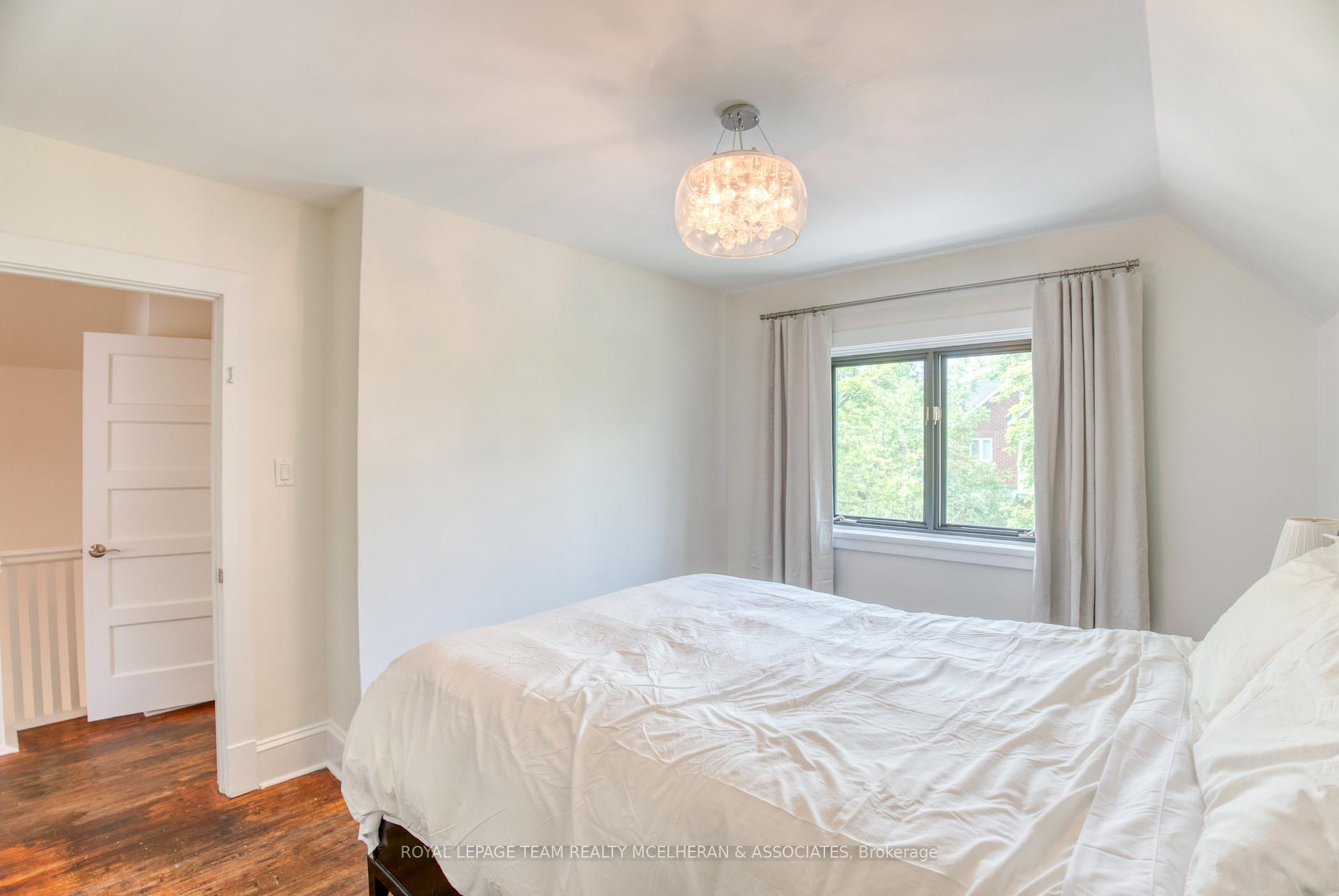 Photo 41 of 6 Old Sunset Boulevard, Ottawa, Dows Lake — HOMEH