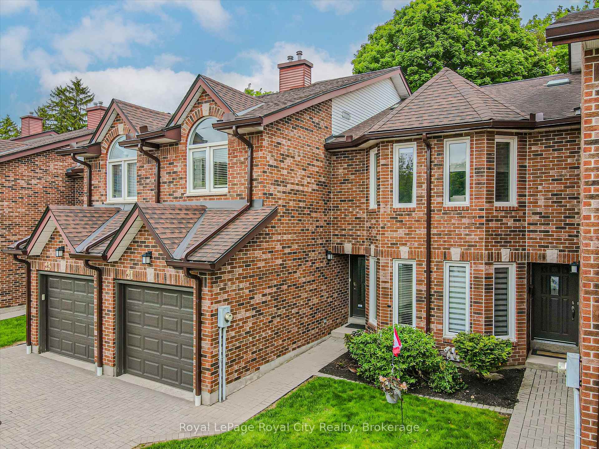 Front of 21 Marilyn Drive