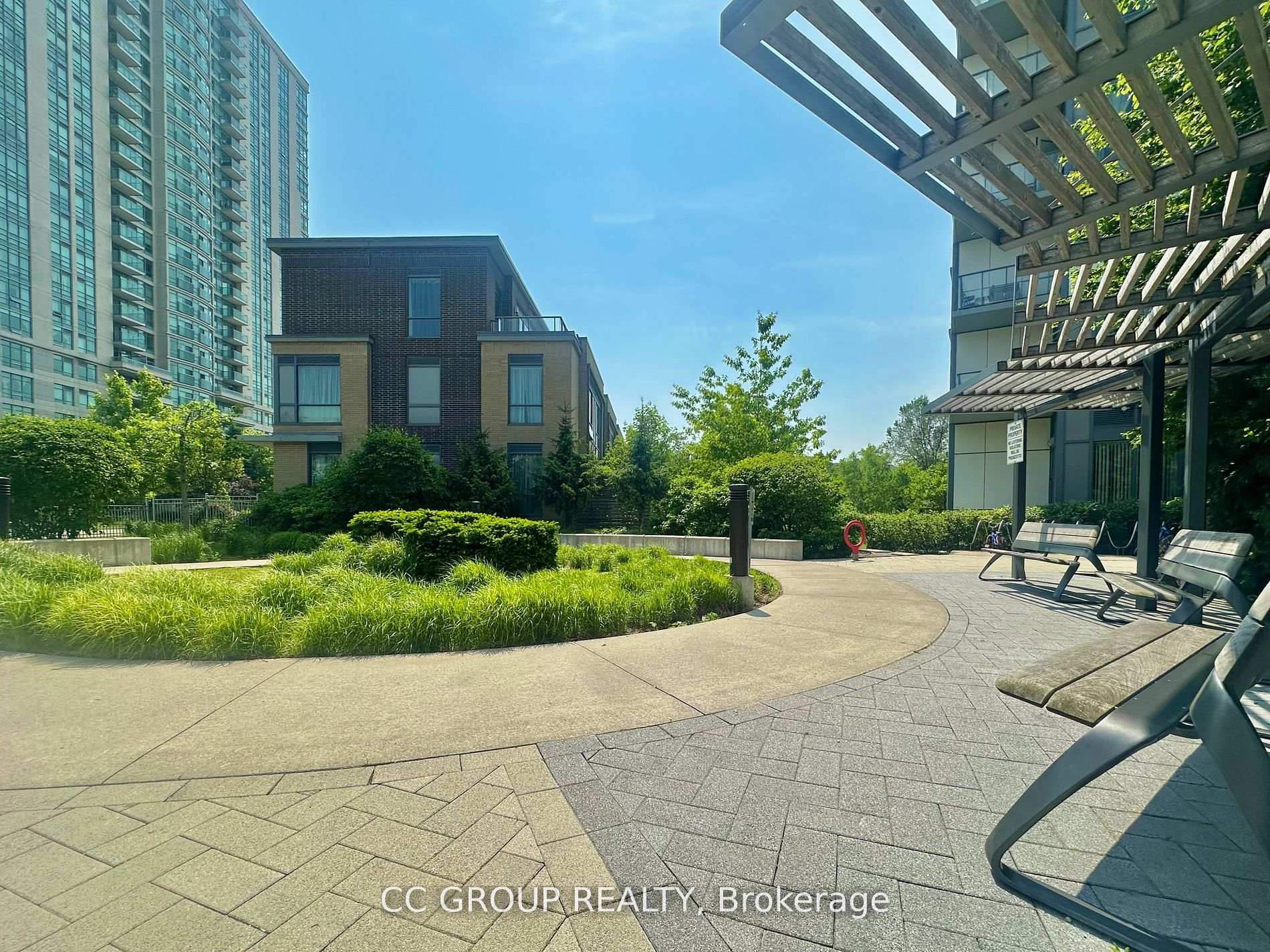 Photo 7 of Unit Th13, 215 Bonis Avenue, Scarborough, Tam O'Shanter-Sullivan — HOMEH