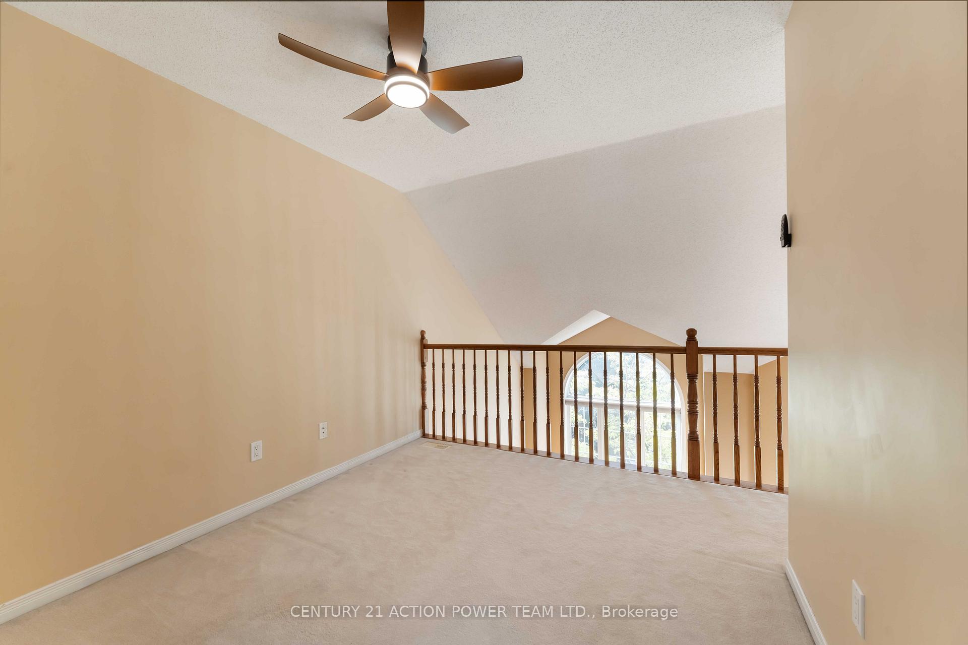 Photo 15 of 123 Gatestone Private, Ottawa, Beacon Hill South — HOMEH