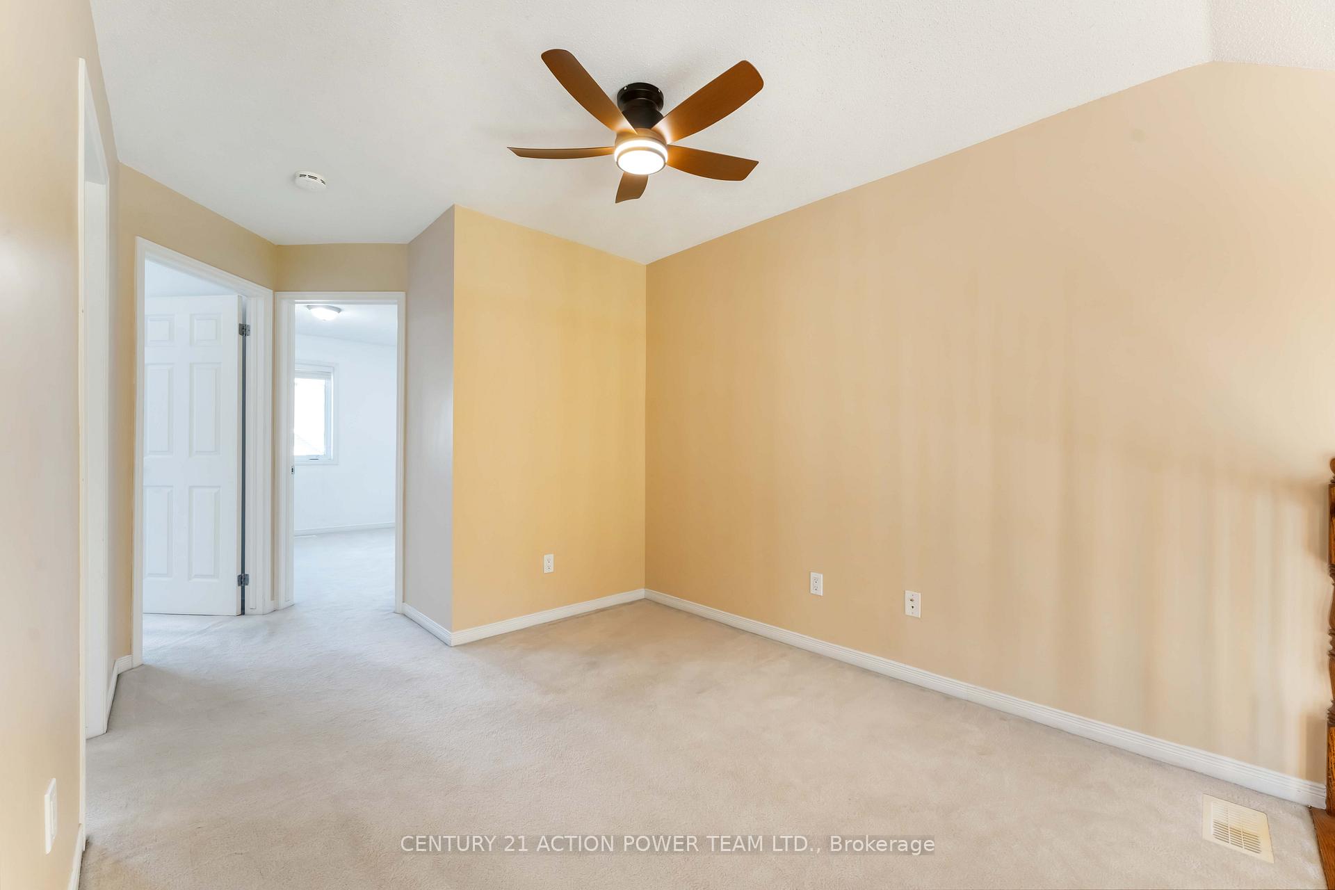 Photo 16 of 123 Gatestone Private, Ottawa, Beacon Hill South — HOMEH