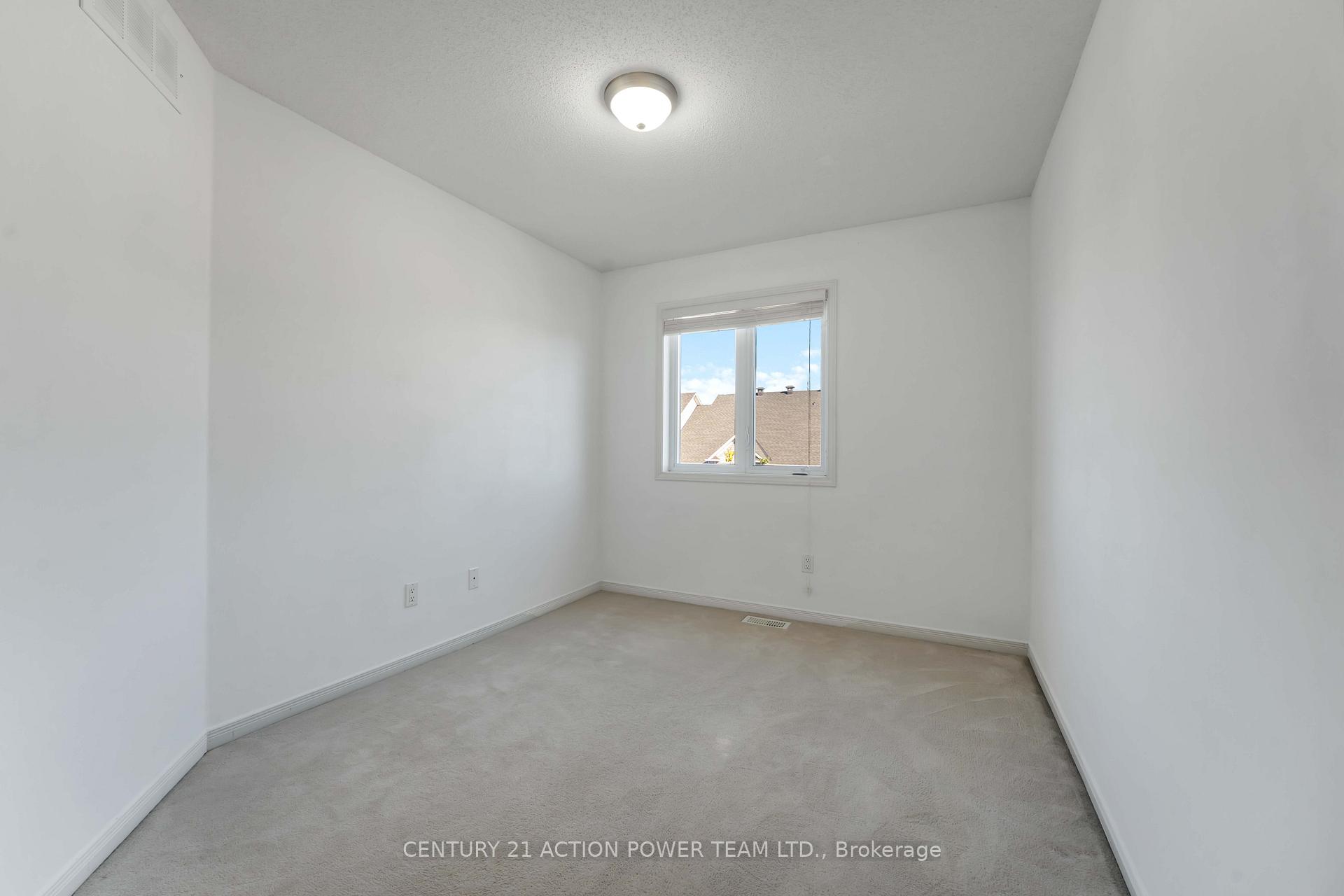 Photo 18 of 123 Gatestone Private, Ottawa, Beacon Hill South — HOMEH